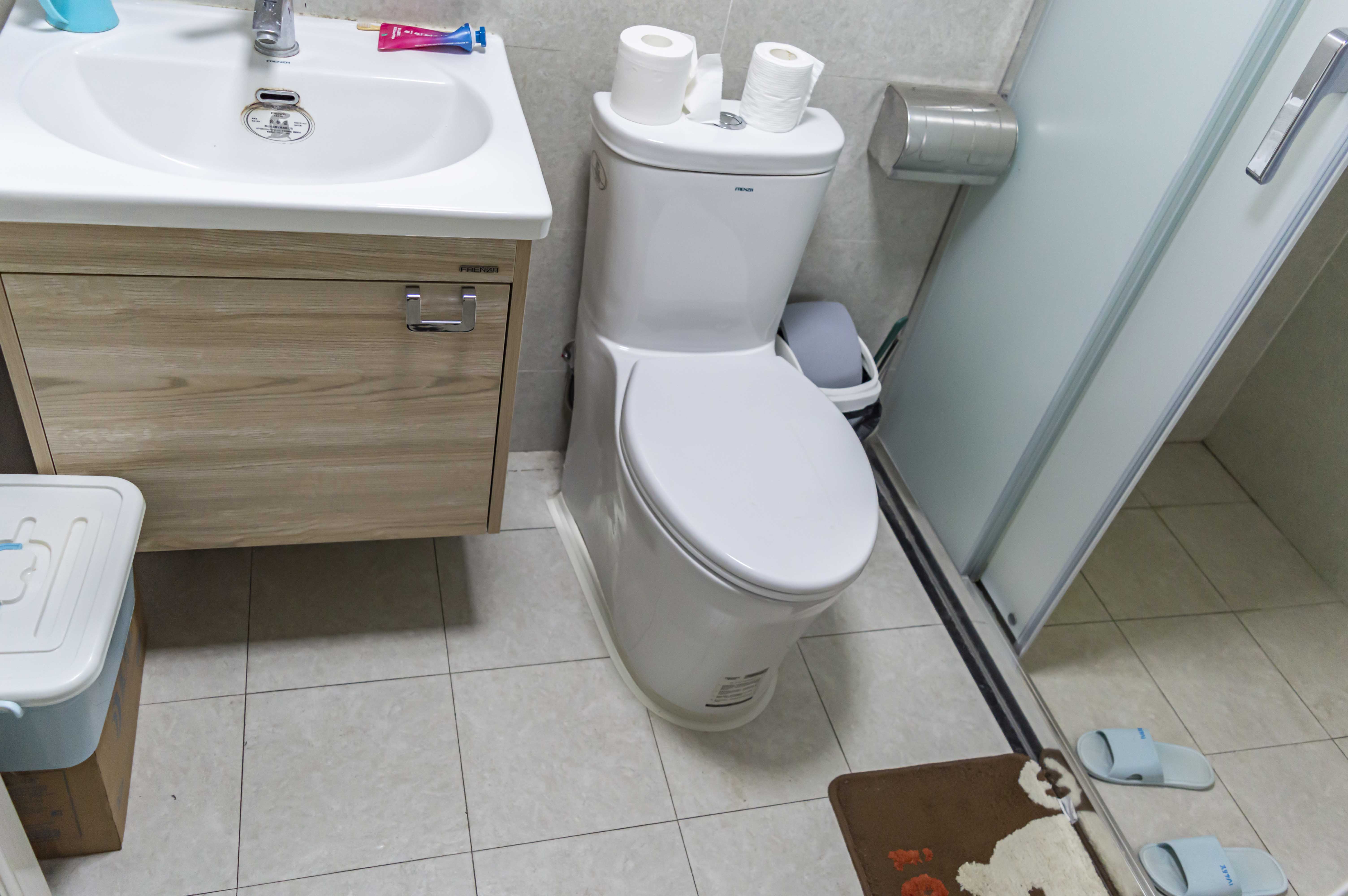 大汉资江城 4室2厅2卫 96.8万 大汉资江城 4室2厅2卫 96.8万客厅