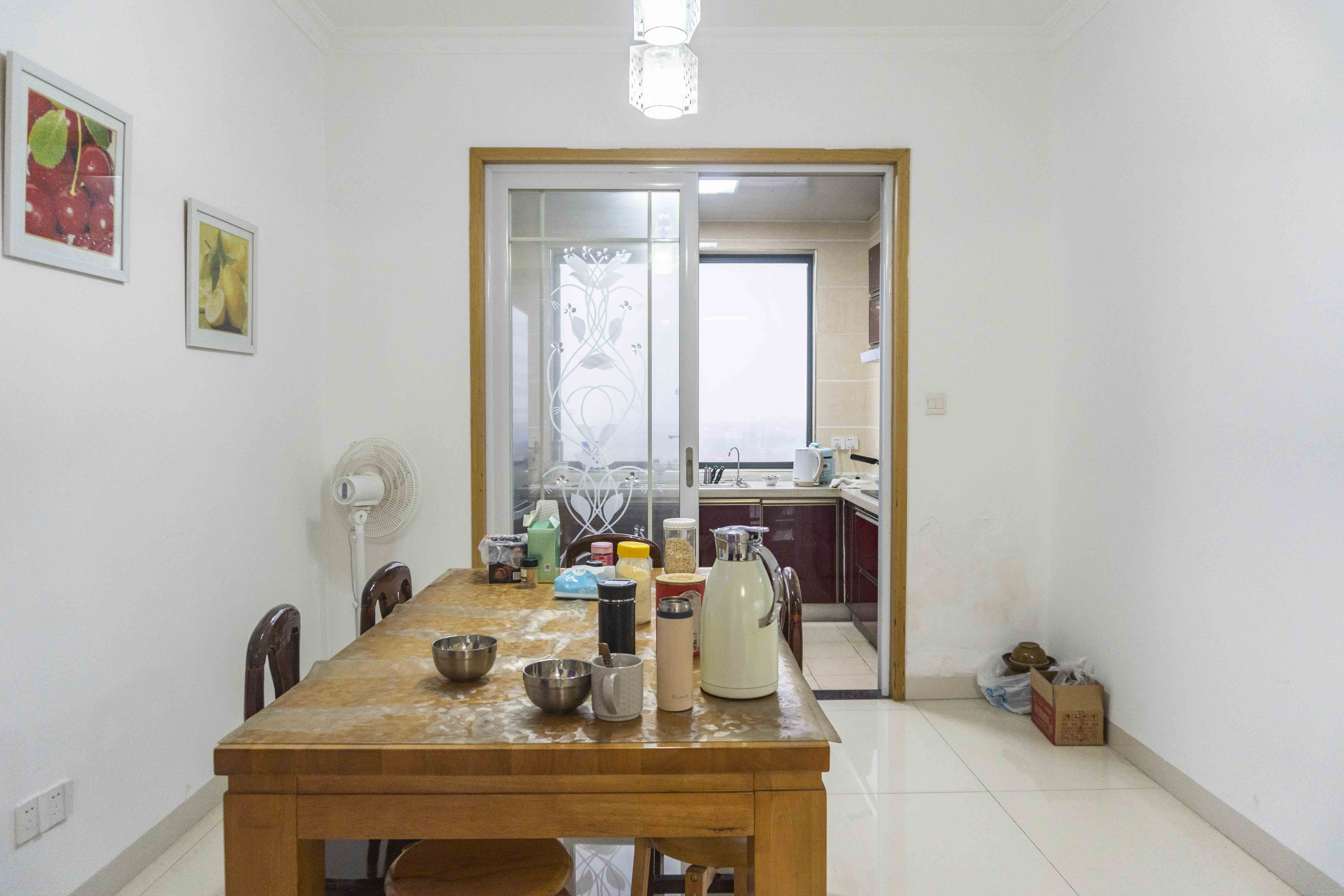 锦绣佳苑 3室2厅2卫 90.0万 锦绣佳苑 3室2厅2卫 90.0万客厅