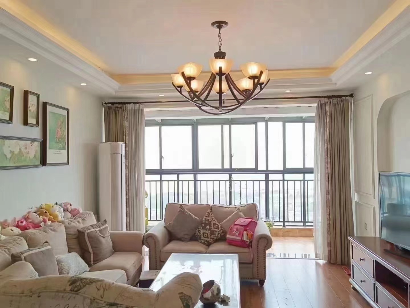 东鼎紫园 0室0厅0卫 95.0万 东鼎紫园 0室0厅0卫 95.0万客厅