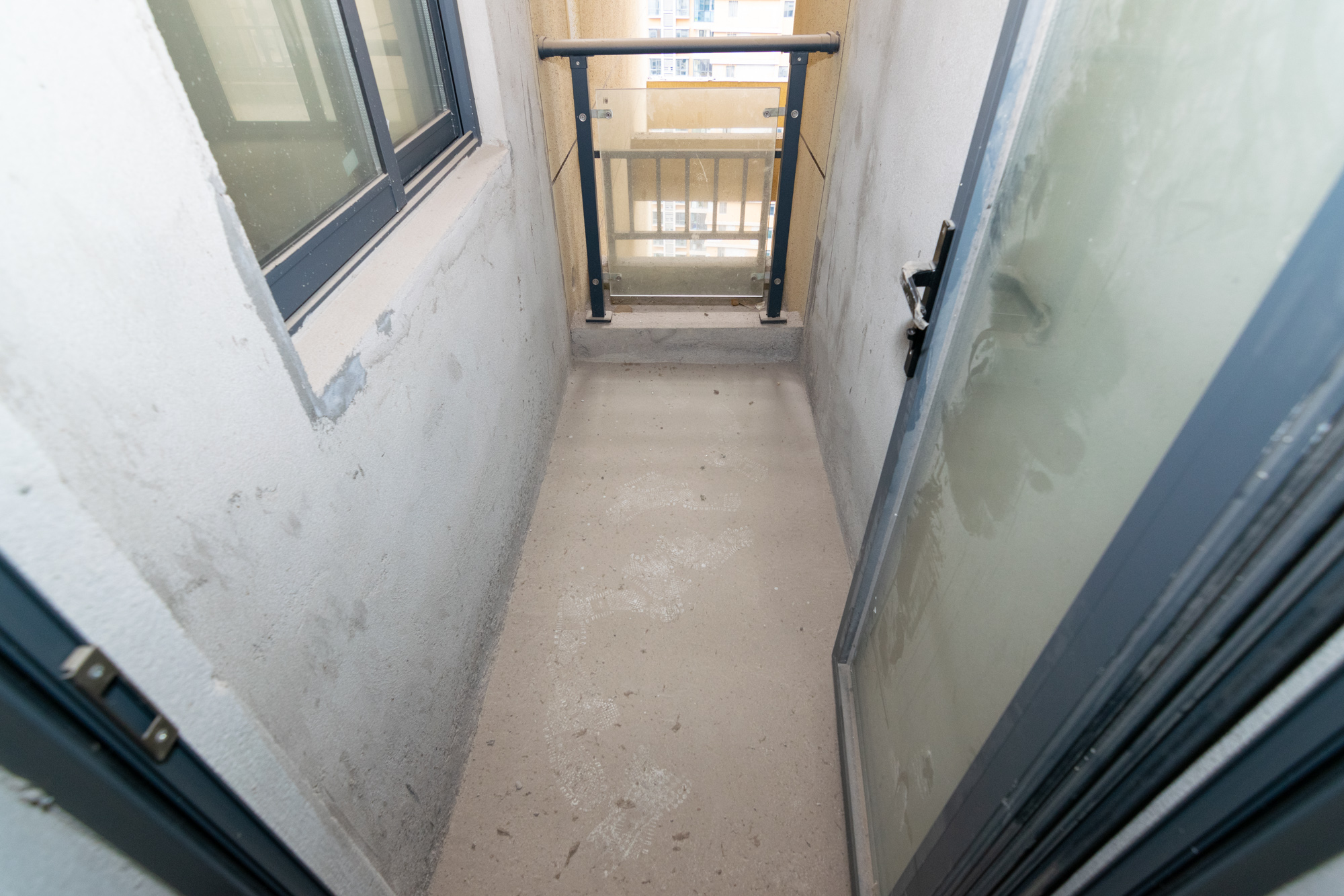 明发国际城 2室2厅1卫 90.0万 明发国际城 2室2厅1卫 90.0万客厅