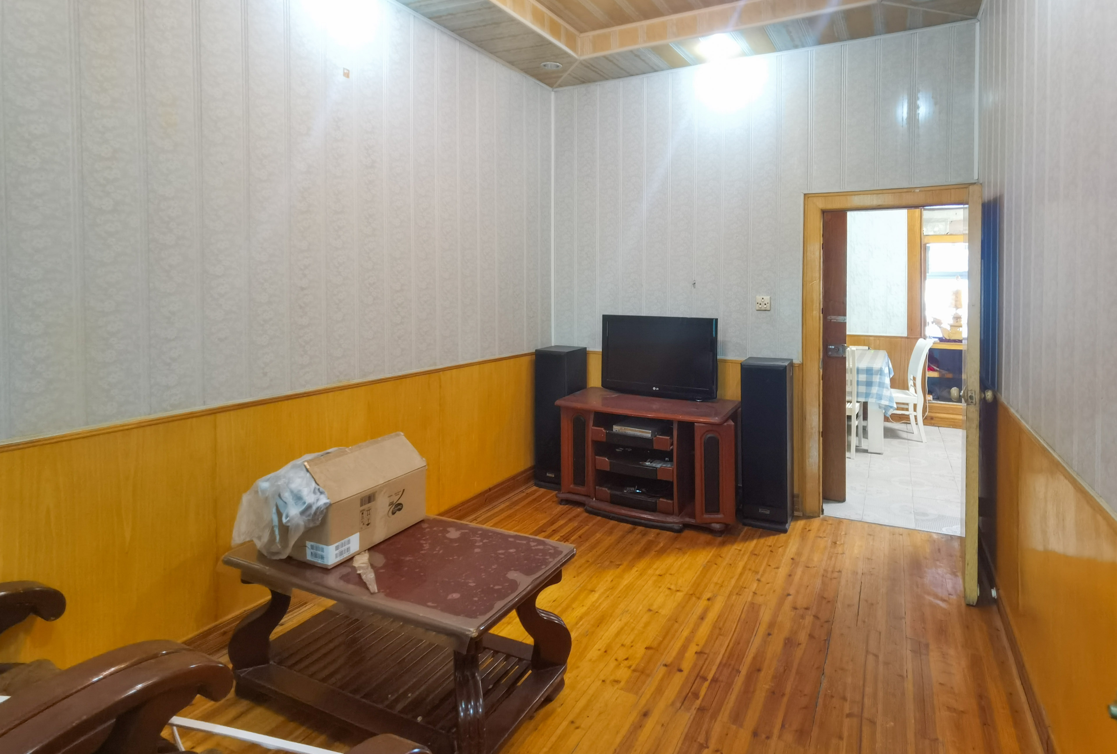 晏家湾村 3室2厅1卫 40.0万 晏家湾村 3室2厅1卫 40.0万客厅