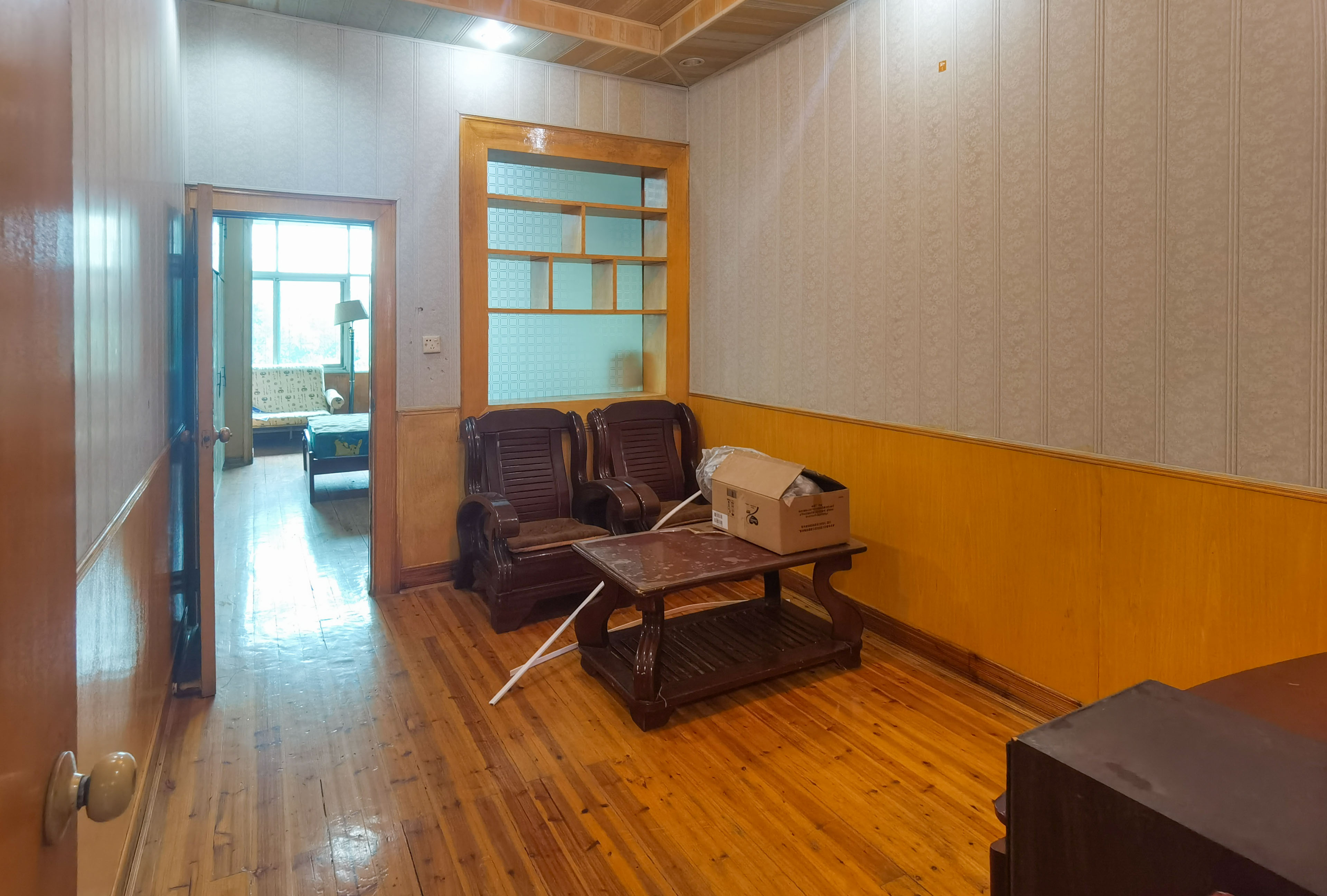 晏家湾村 3室2厅1卫 40.0万 晏家湾村 3室2厅1卫 40.0万客厅