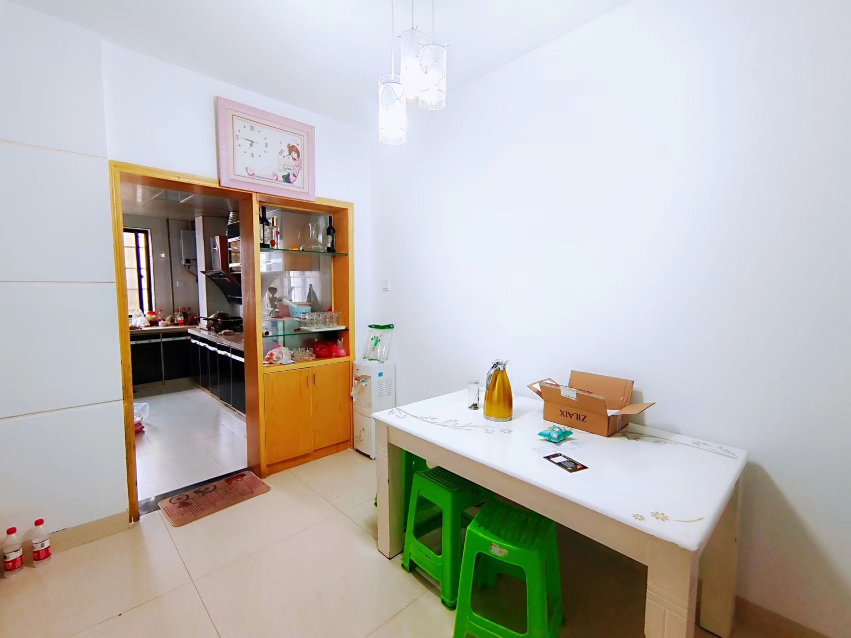 欧洲城楼上公寓楼 2室2厅1卫 58.0万 欧洲城楼上公寓楼 2室2厅1卫 58.0万客厅