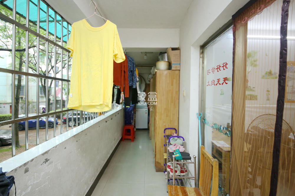 東南明苑  3室2廳2衛(wèi)   96.00萬(wàn)