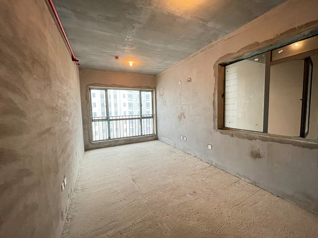 山水洲城华晨第一城 2室2厅1卫 65.0万 山水洲城华晨第一城 2室2厅1卫 65.0万客厅