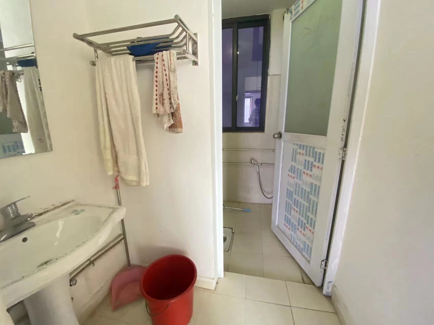 圣华名城建设北路110号 2室2厅1卫 38.8万 圣华名城建设北路110号 2室2厅1卫 38.8万客厅