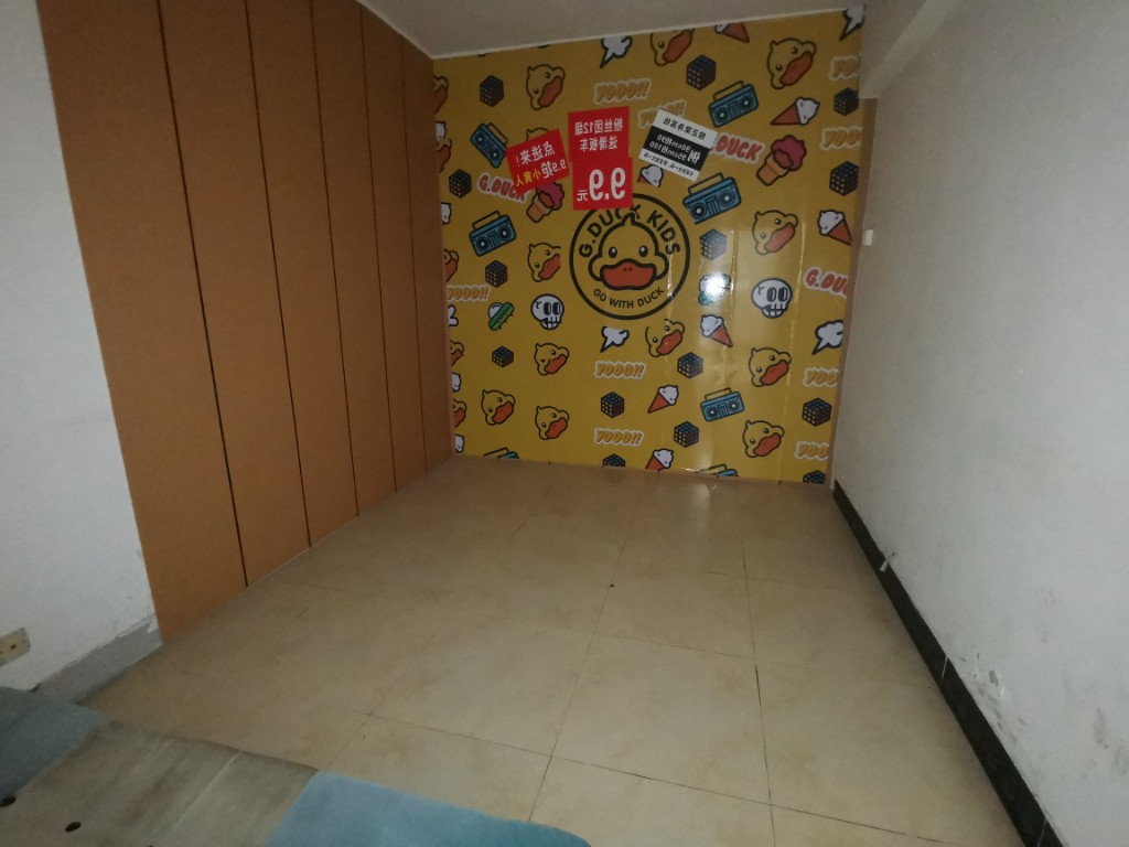 环球国际大厦 2室2厅1卫 42.0万 环球国际大厦 2室2厅1卫 42.0万客厅