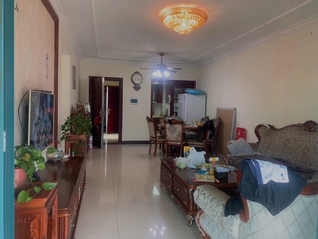 株洲恒大名都 3室2厅2卫 95.0万 株洲恒大名都 3室2厅2卫 95.0万客厅