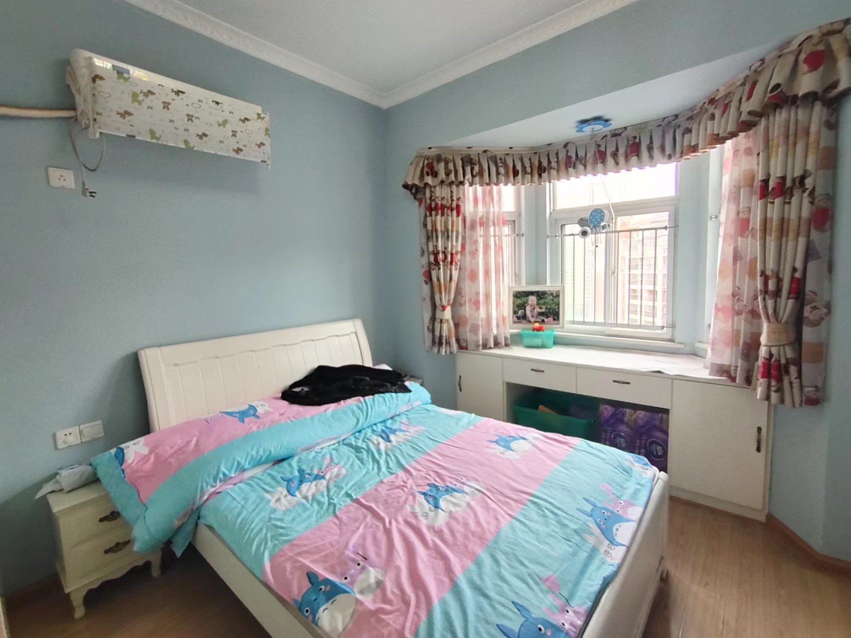 香博堡 3室2厅1卫 60.0万 香博堡 3室2厅1卫 60.0万客厅