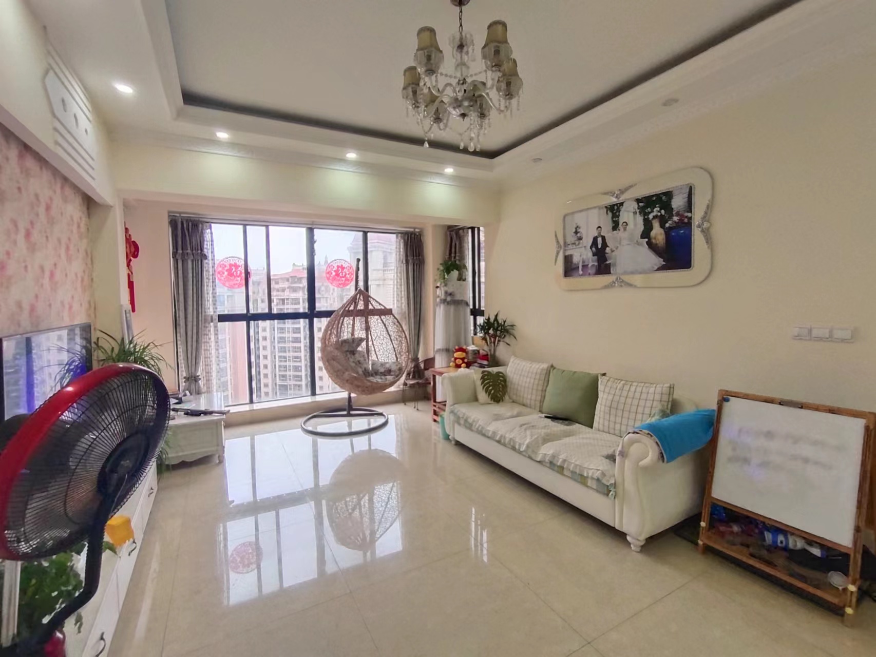 香博堡 3室2厅1卫 60.0万 香博堡 3室2厅1卫 60.0万客厅