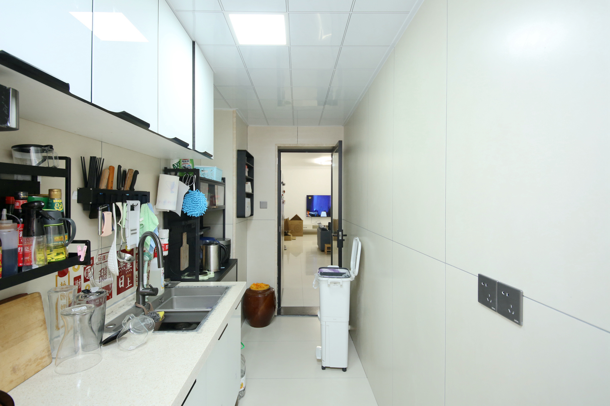 三角花园星城  3室2厅2卫    148.0万厨房