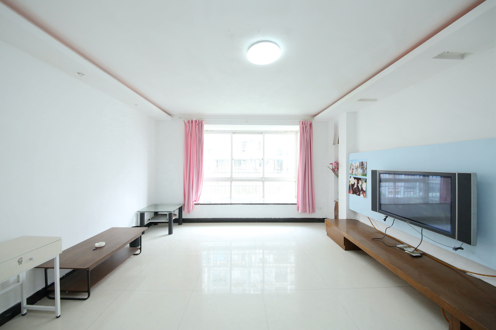 朝阳欣园 3室2厅2厨1卫 135.00万