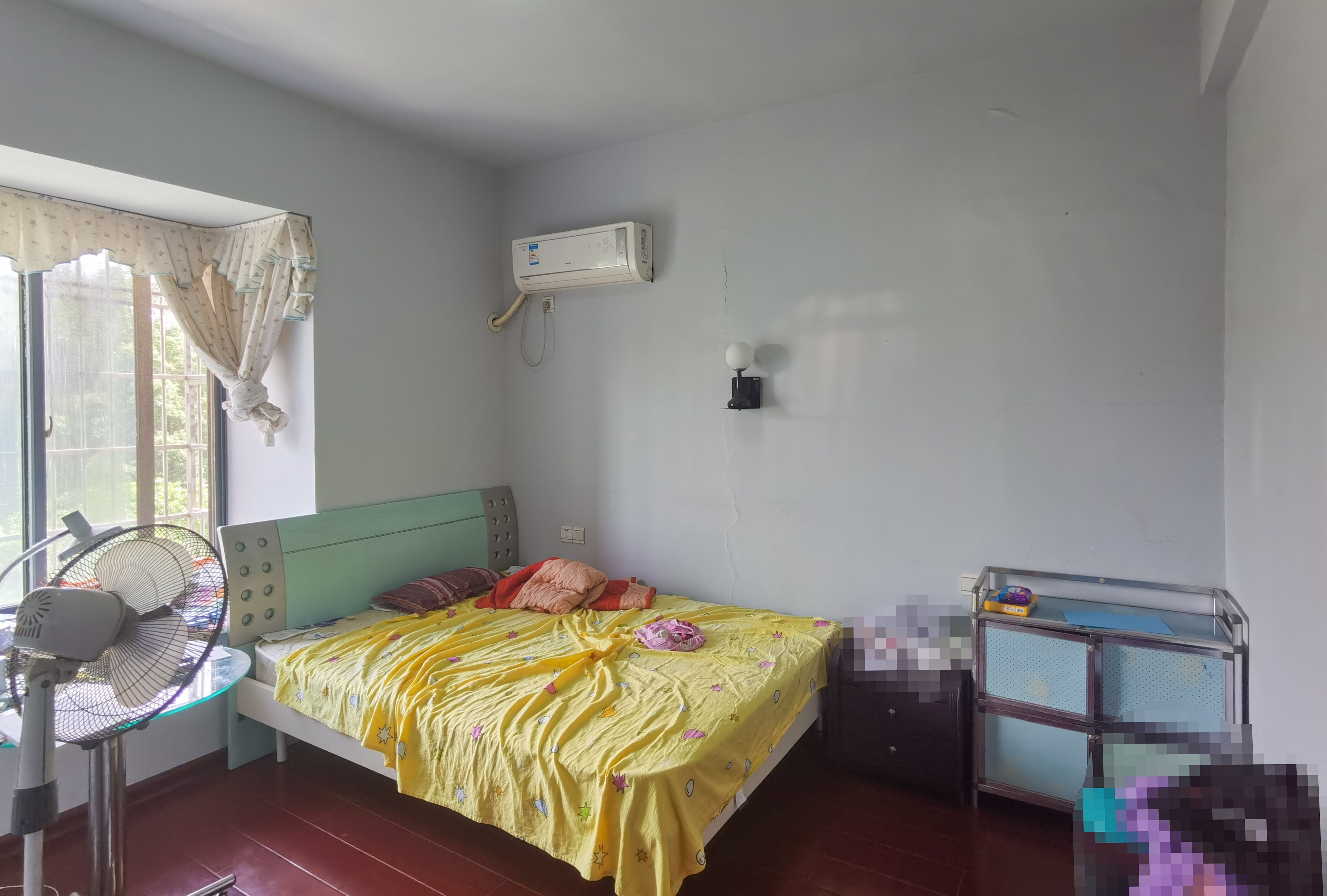 碧玉花园 2室2厅1卫 52.8万 碧玉花园 2室2厅1卫 52.8万客厅