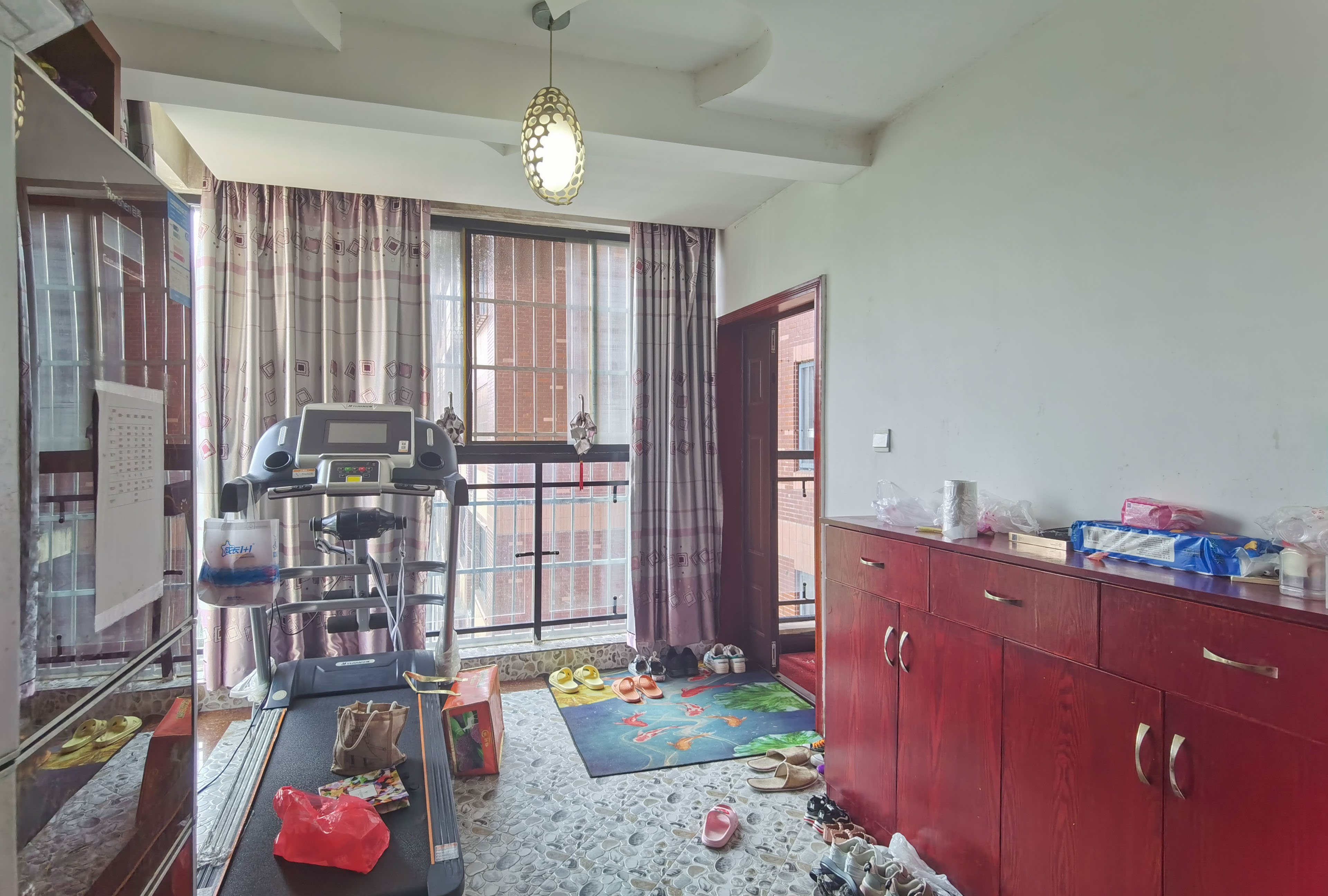 碧玉花园 2室2厅1卫 52.8万 碧玉花园 2室2厅1卫 52.8万客厅