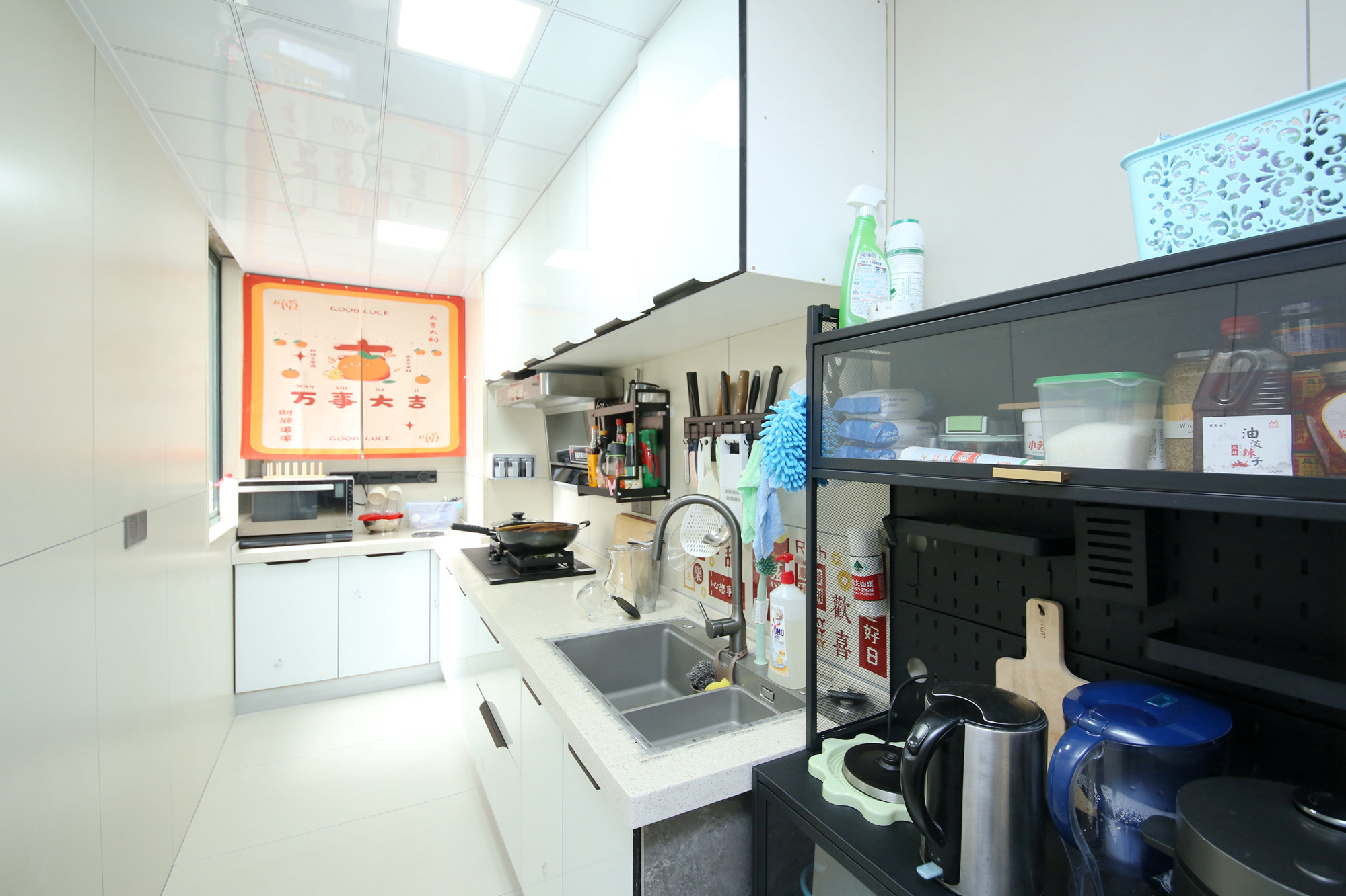 三角花园星城  3室2厅2卫    148.0万厨房