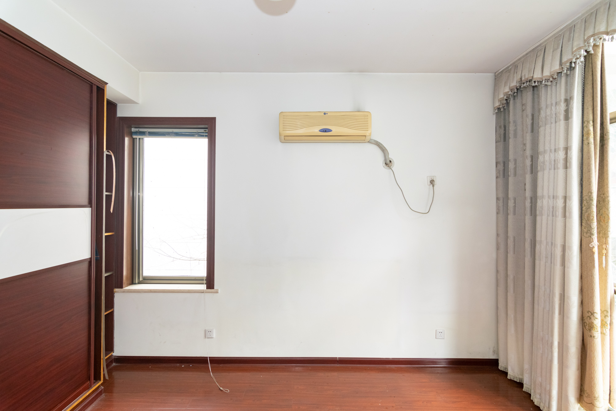 普瑞斯堡 6室3厅3卫 499.8万 普瑞斯堡 6室3厅3卫 499.8万其他