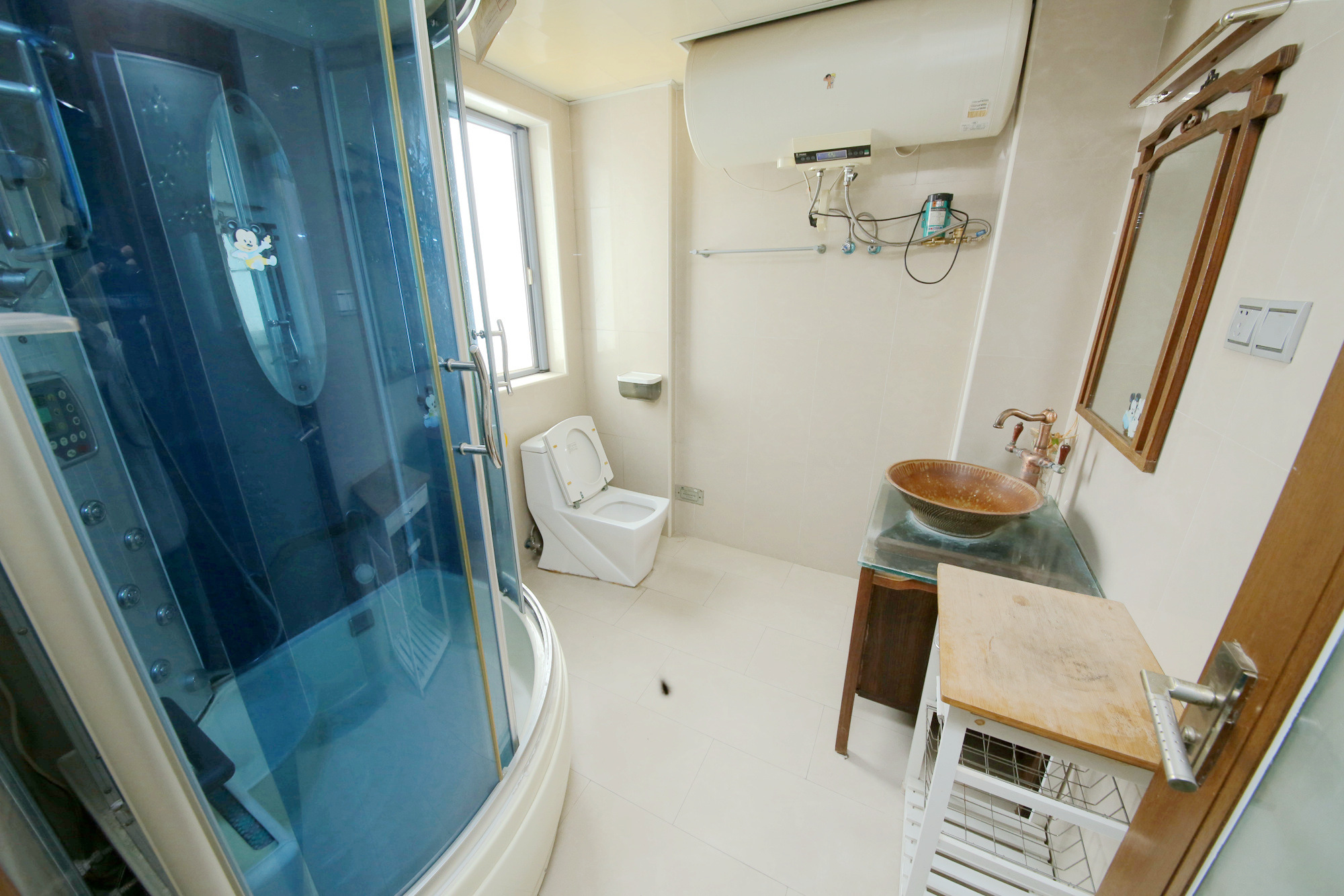 银港水晶城  4室2厅2卫   140.00万卫生间