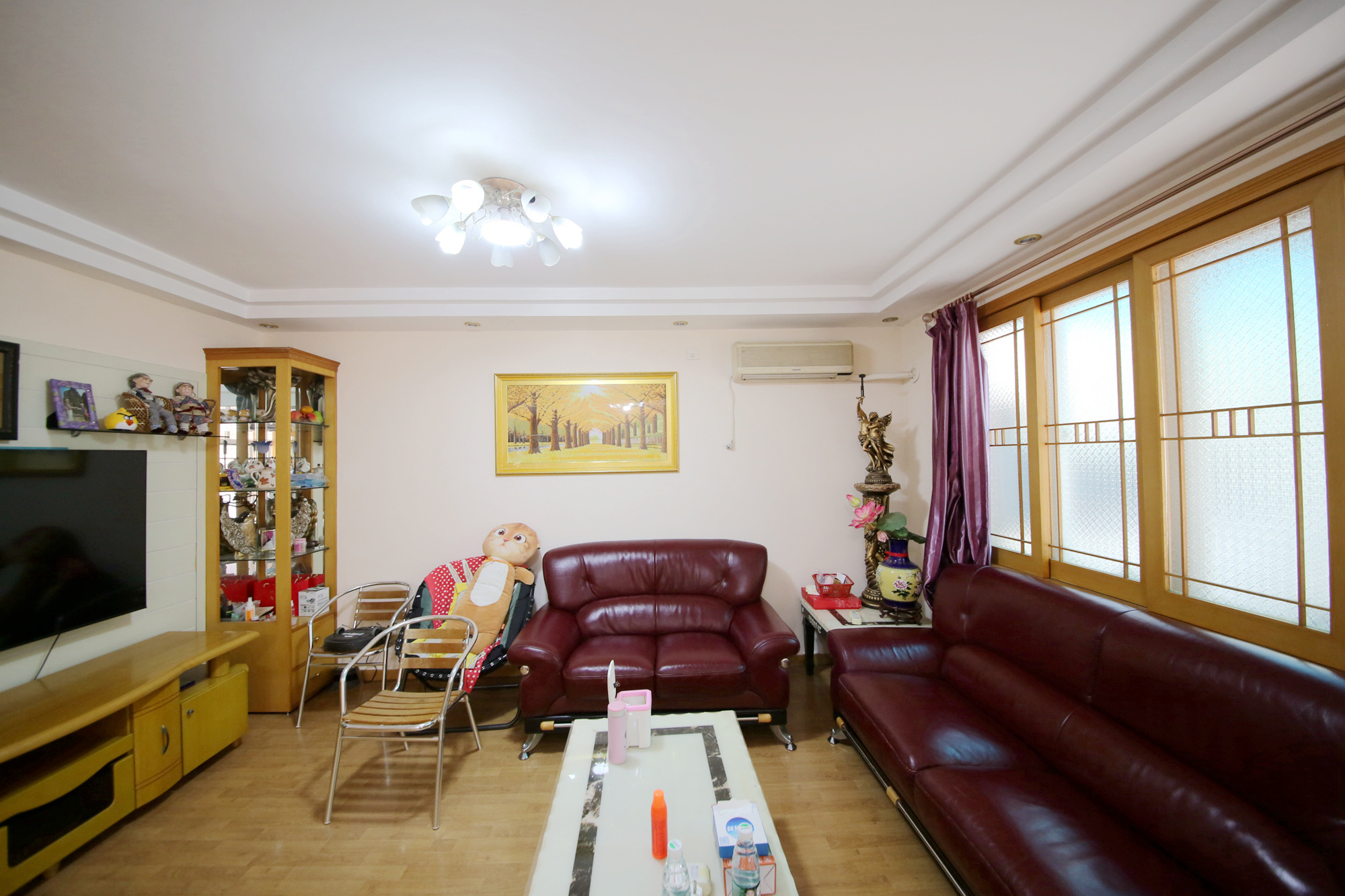 德政园 5室2厅2卫 135.8万 德政园 5室2厅2卫 135.8万客厅