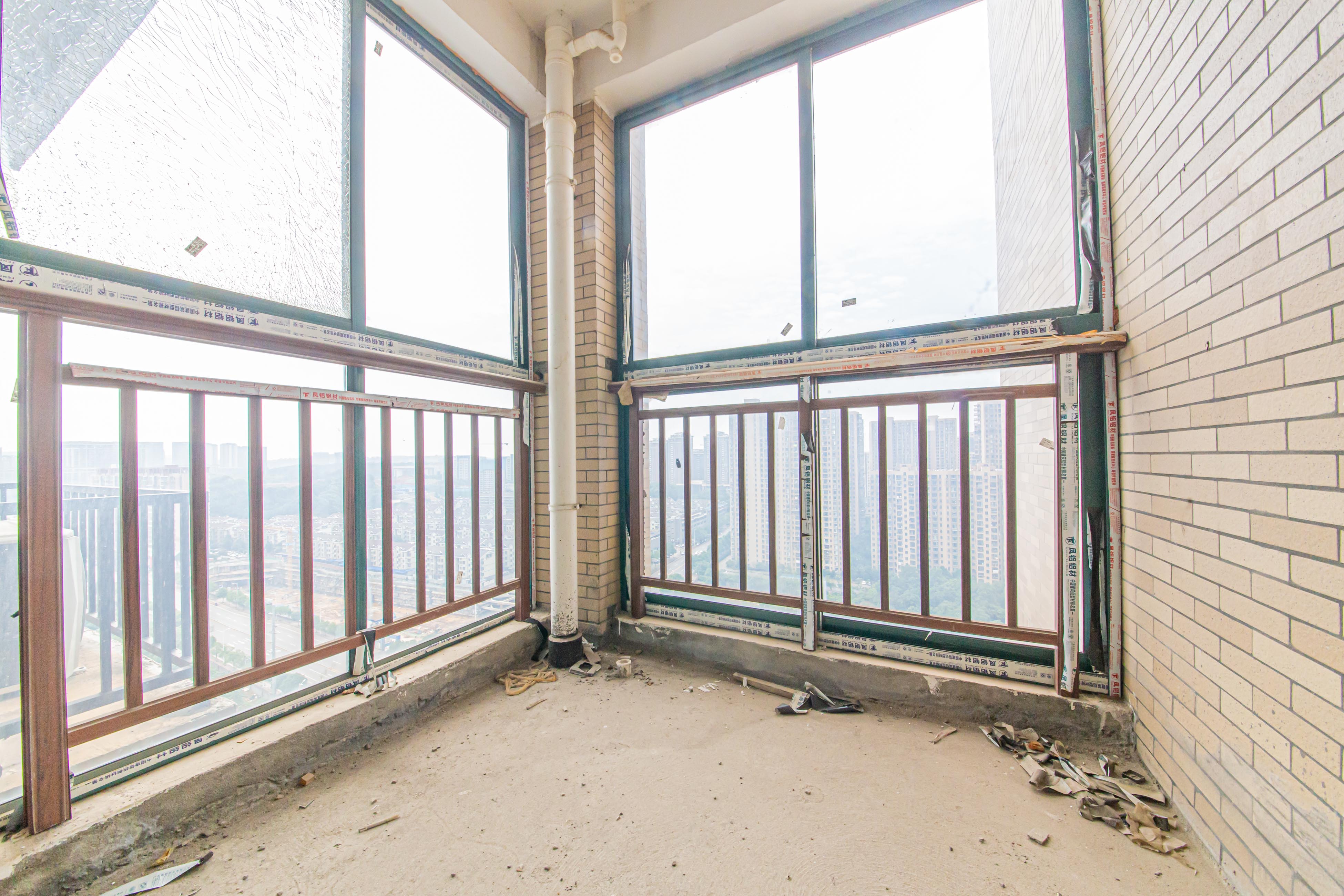 克拉美丽山庄(晟领国际) 2室2厅1卫 60.0万 克拉美丽山庄(晟领国际) 2室2厅1卫 60.0万客厅