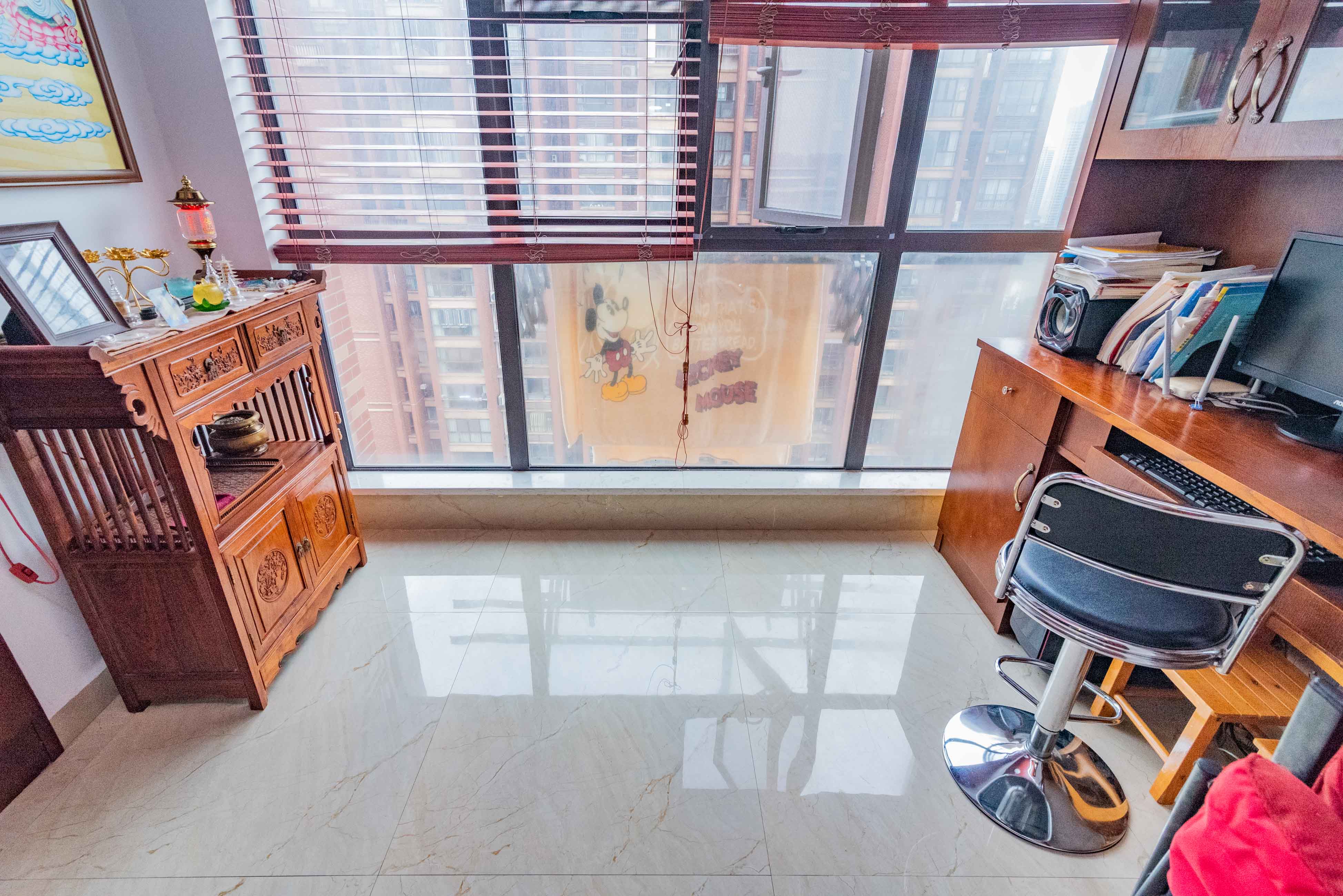 金色溪泉湾  2室2厅1卫    93.8万阳台