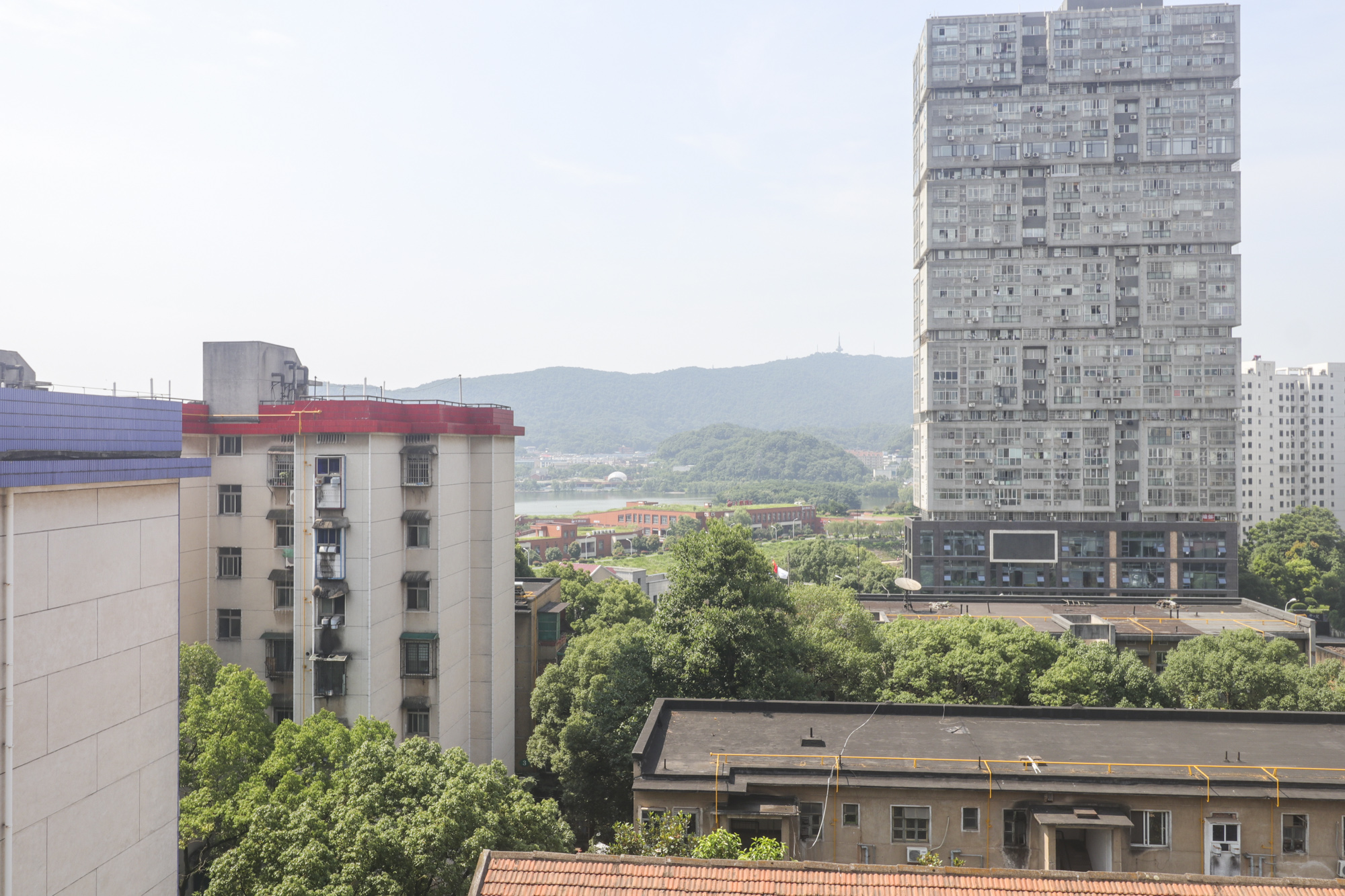 肿瘤医院生活小区  2室2厅1卫   51.00万阳台
