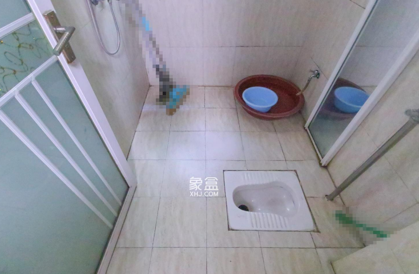 海创明珠花园 3室2厅2卫 43.0万 海创明珠花园 3室2厅2卫 43.0万客厅