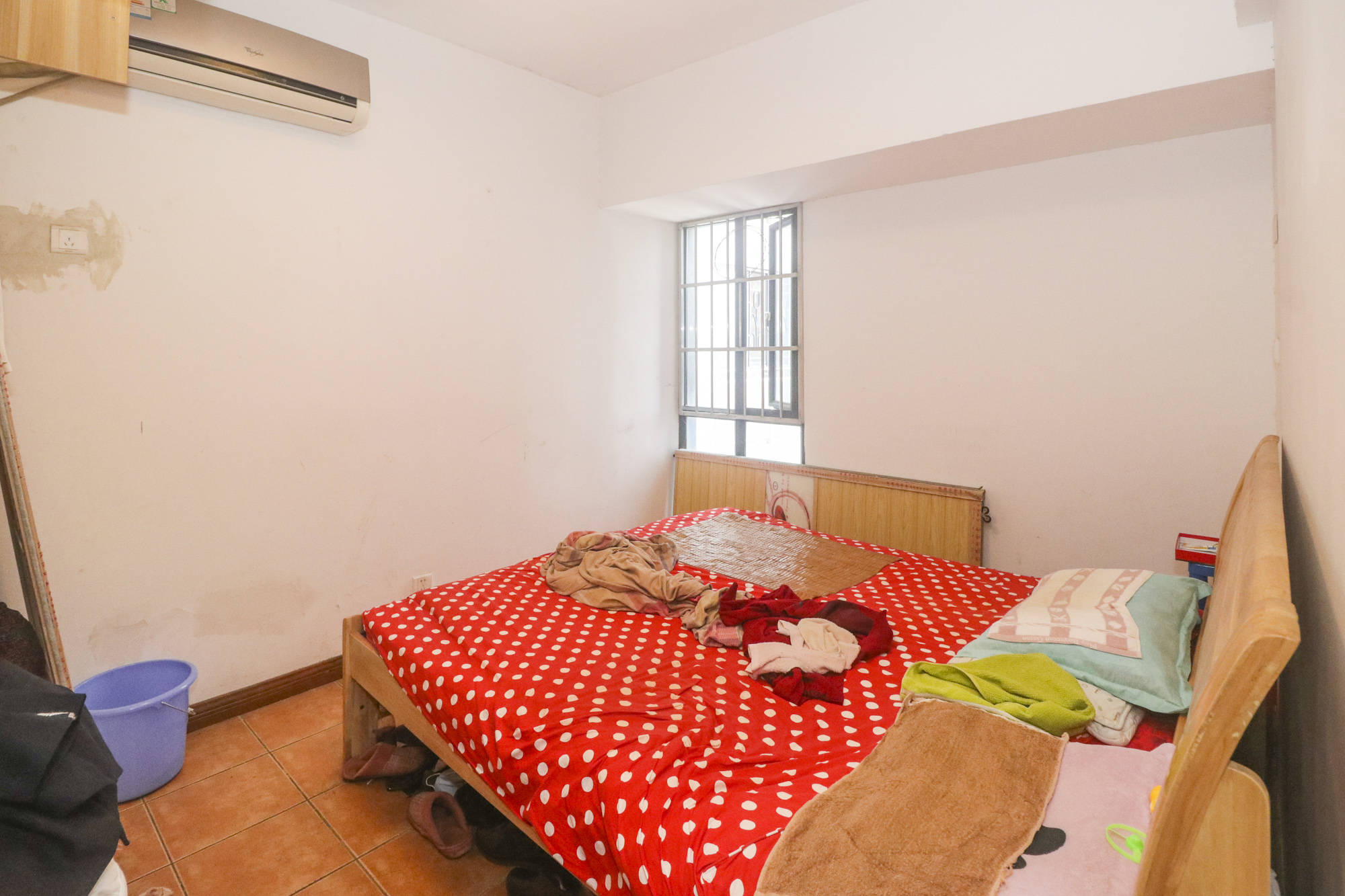 美林银谷  3室2厅1卫    138.6万 美林银谷  3室2厅1卫    138.6万卧室