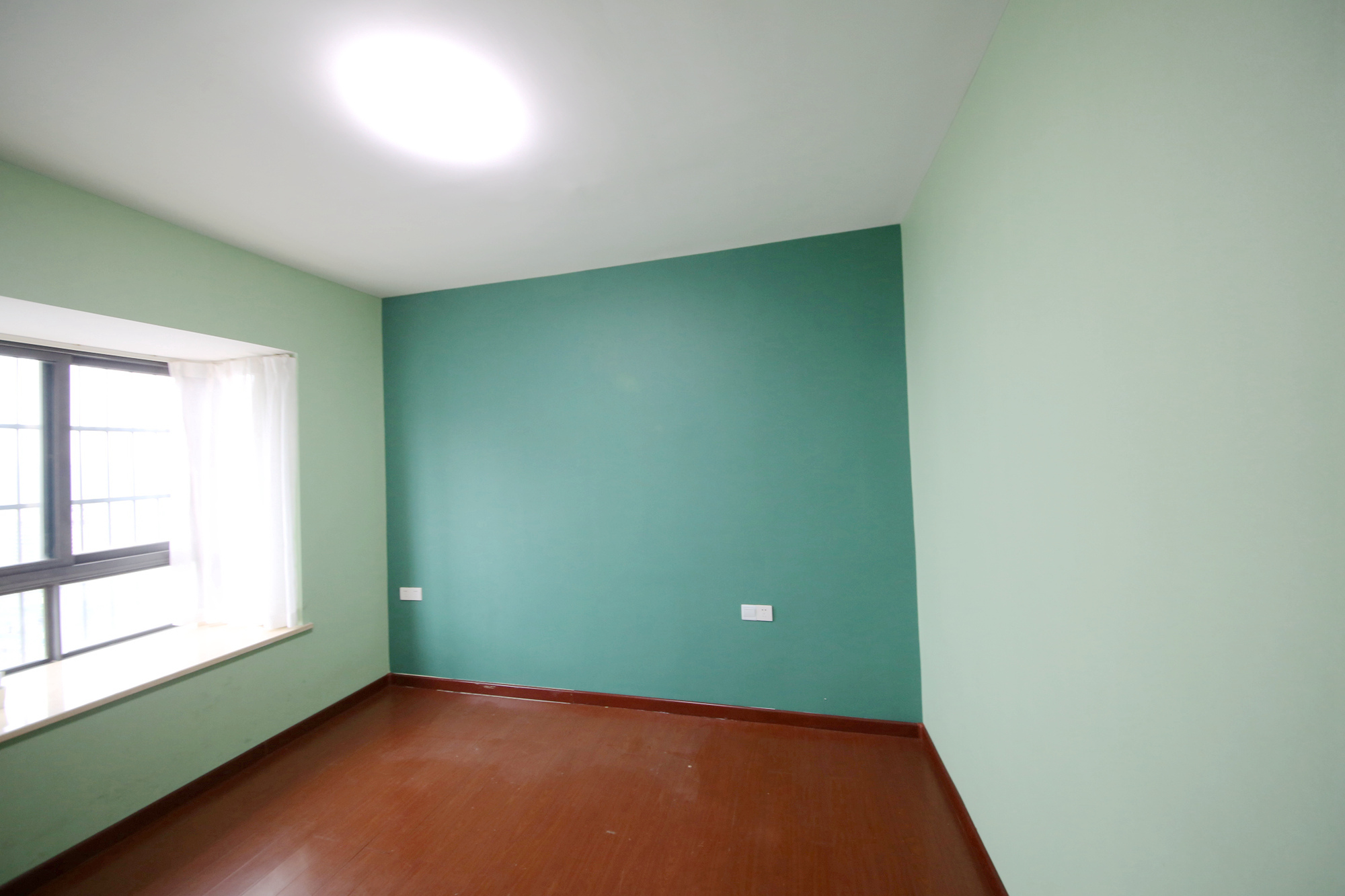 华城广场 2室2厅1卫 98.0万 华城广场 2室2厅1卫 98.0万卧室