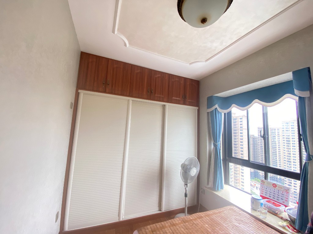 三一歌雅郡 4室2厅1卫 88.0万 三一歌雅郡 4室2厅1卫 88.0万客厅