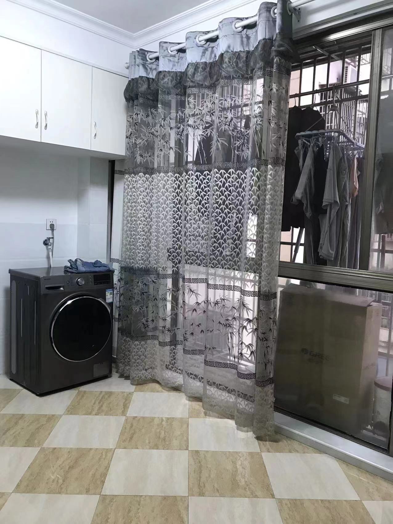 城发翠庭苑 3室2厅2卫 68.8万 城发翠庭苑 3室2厅2卫 68.8万客厅