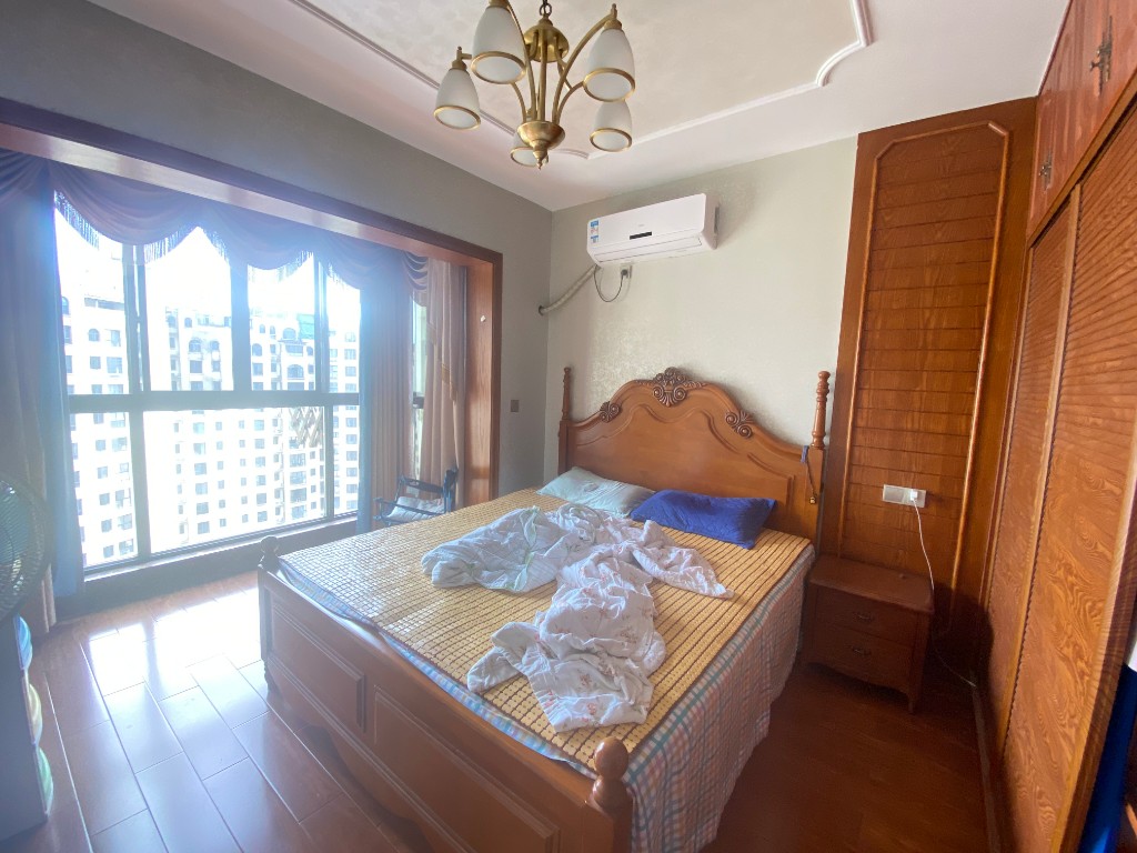 三一歌雅郡 4室2厅1卫 88.0万 三一歌雅郡 4室2厅1卫 88.0万客厅