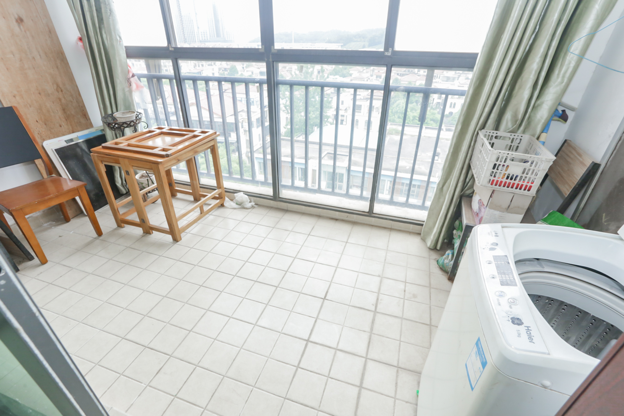 卓越蔚蓝海岸一期  2室2厅1卫    108.0万厨房
