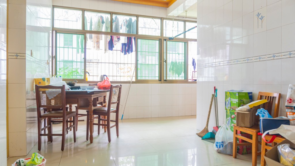 龙泰大楼(龙泰小区) 3室2厅1卫 67.8万 龙泰大楼(龙泰小区) 3室2厅1卫 67.8万客厅