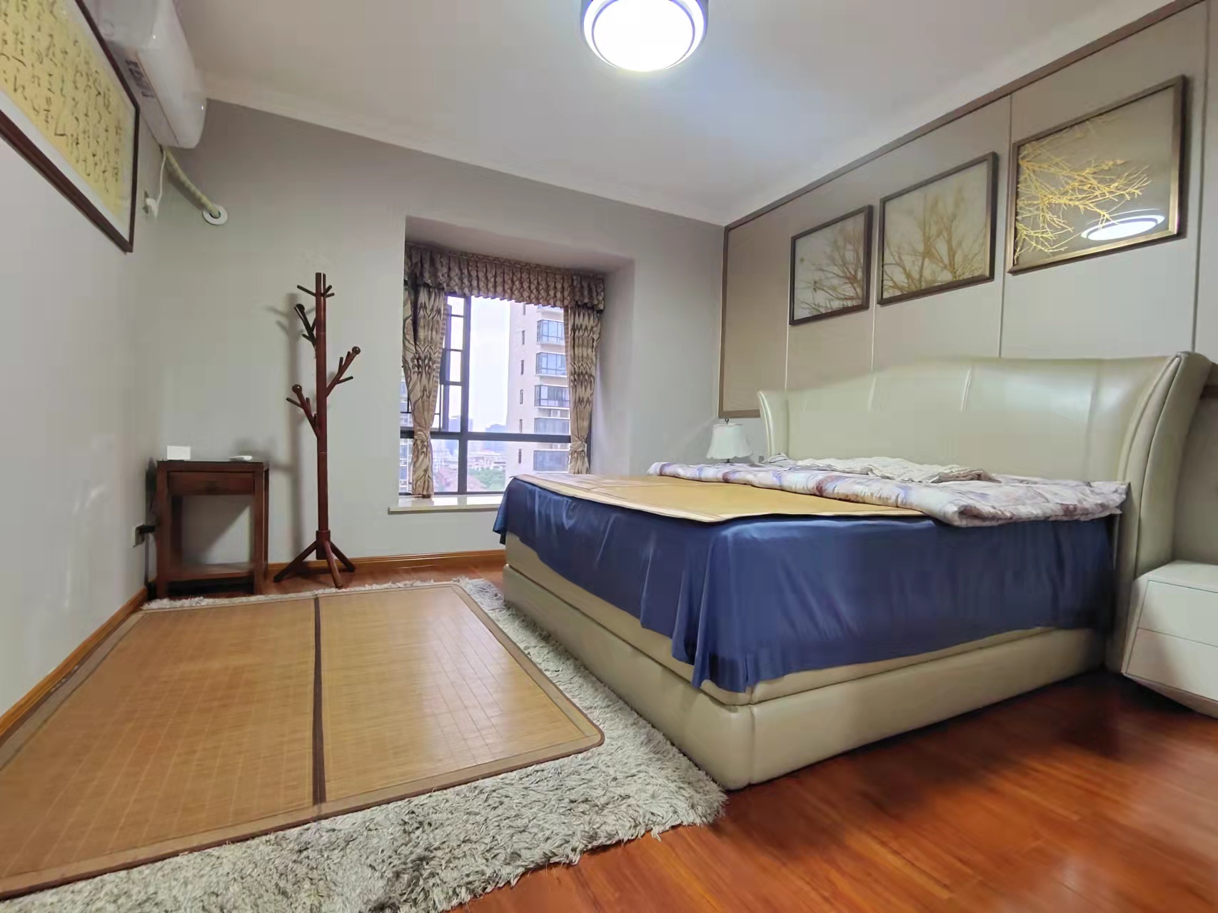 华晨御园 3室2厅1卫 116.8万 华晨御园 3室2厅1卫 116.8万客厅