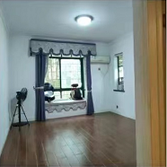 玫瑰名城紫荆苑 3室2厅1卫 79.8万 玫瑰名城紫荆苑 3室2厅1卫 79.8万客厅