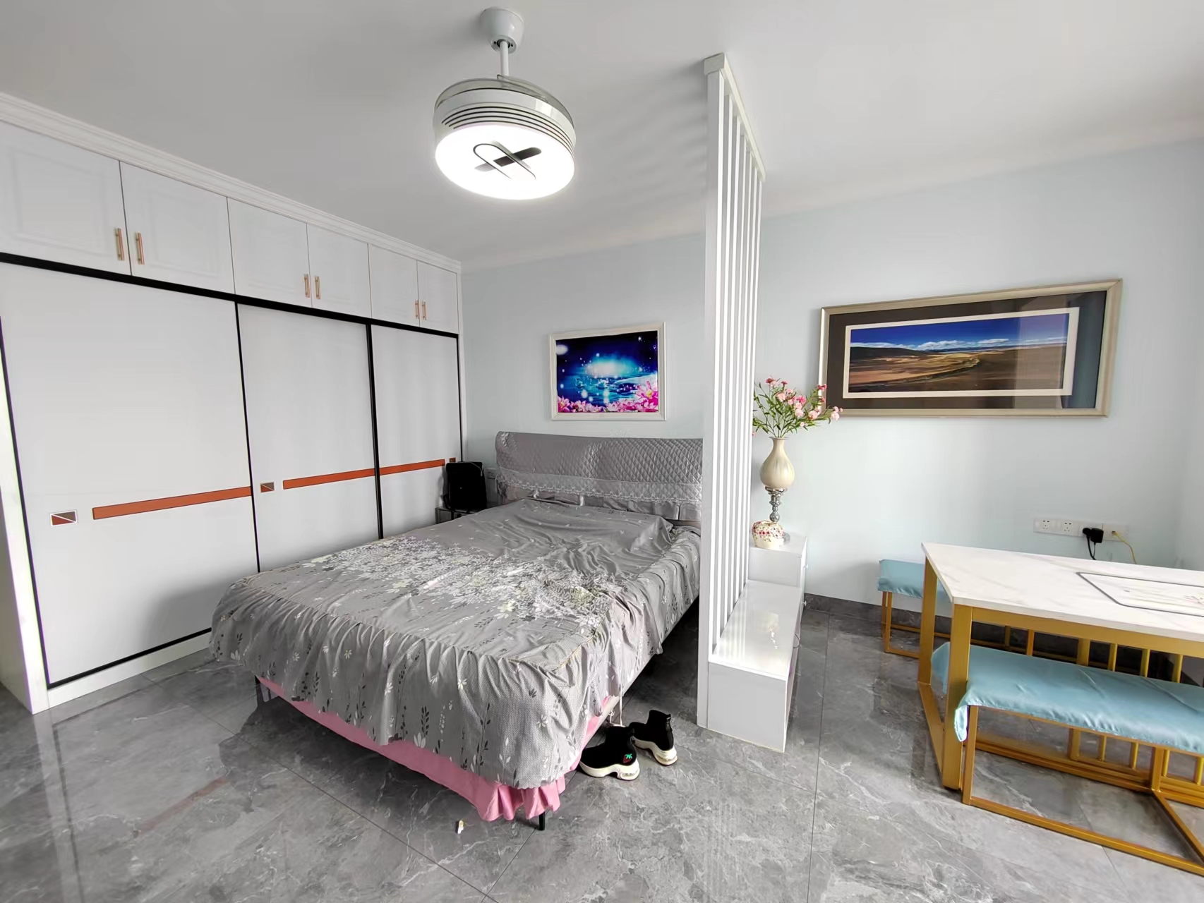 九九华帝  1室1厅1卫    37.8万 九九华帝  1室1厅1卫    37.8万客厅