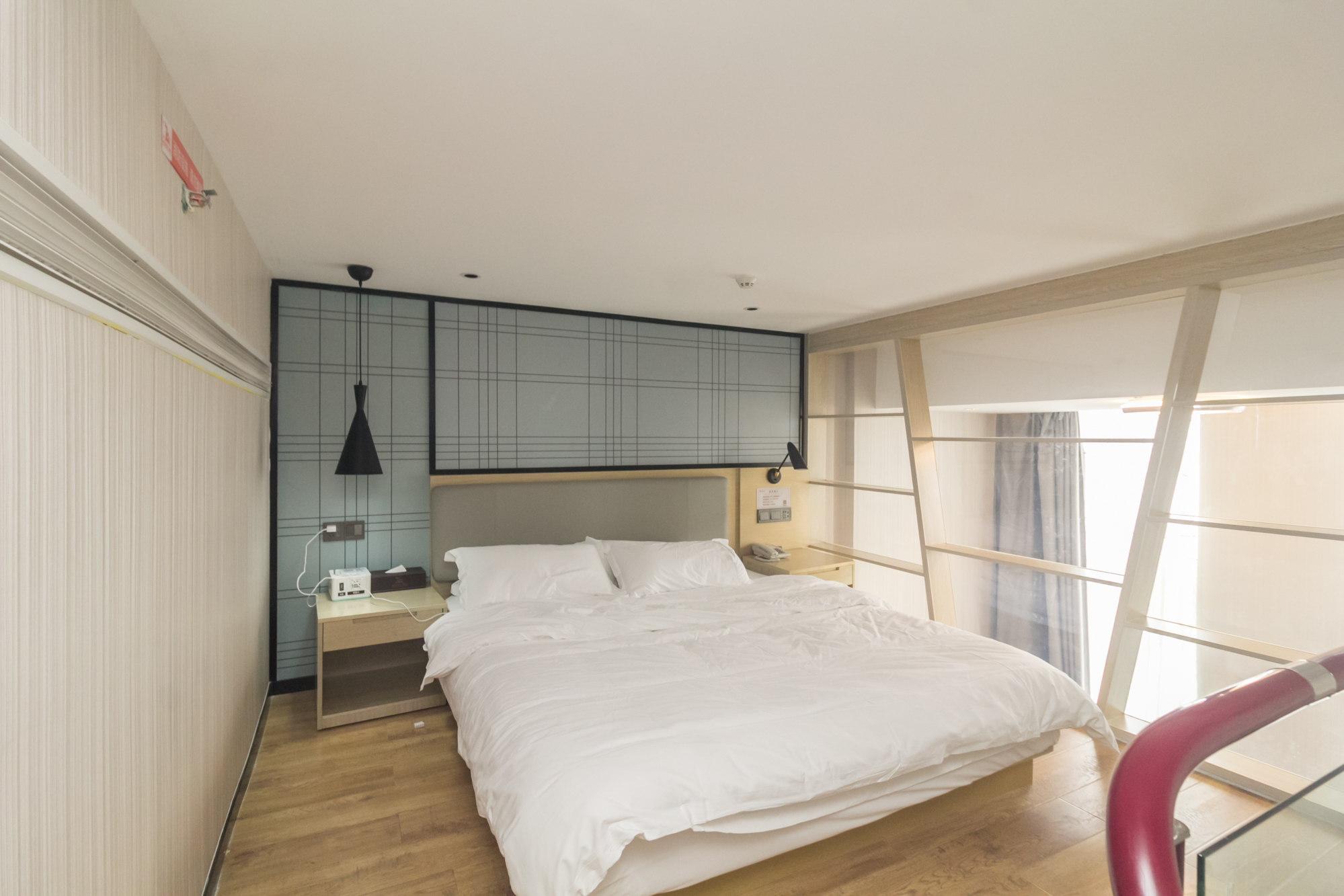 MOMA当代广场 1室1厅1卫 34.98万 MOMA当代广场 1室1厅1卫 34.98万卧室