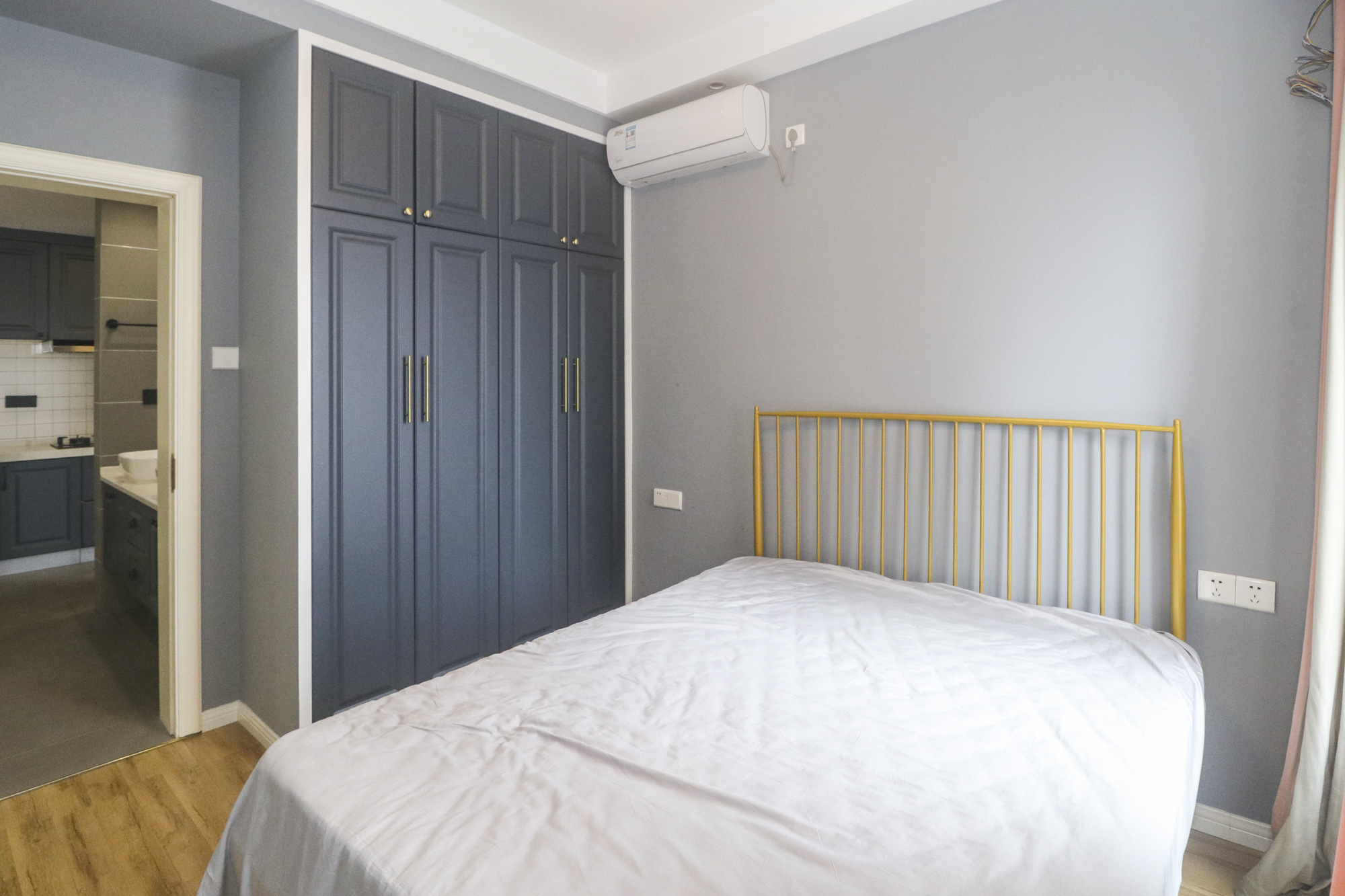 世茂外滩里(世茂铂翠湾三期) 3室2厅1卫 195.0万 世茂外滩里(世茂铂翠湾三期) 3室2厅1卫 195.0万卧室