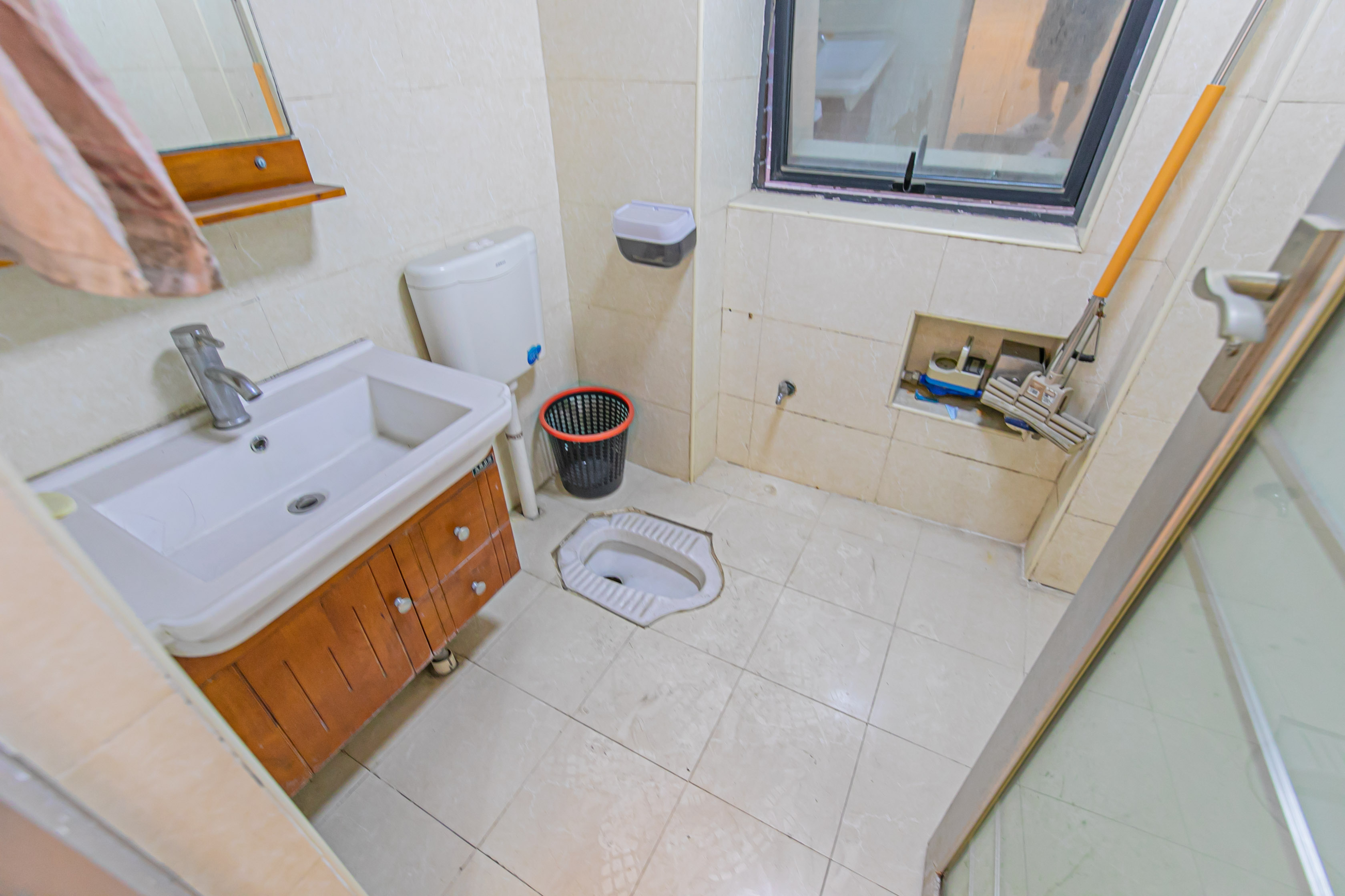 尚城 2室2厅1卫 85.0万 尚城 2室2厅1卫 85.0万卫生间