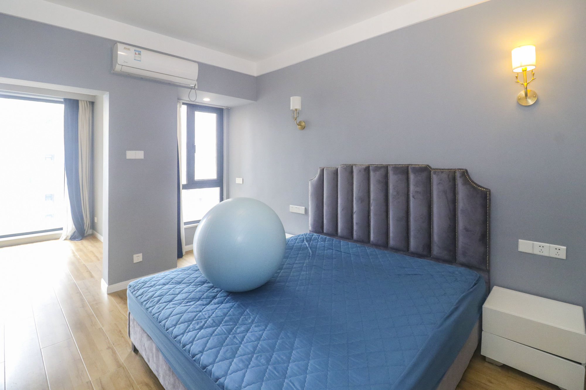 世茂外滩里(世茂铂翠湾三期) 3室2厅1卫 195.0万 世茂外滩里(世茂铂翠湾三期) 3室2厅1卫 195.0万卧室