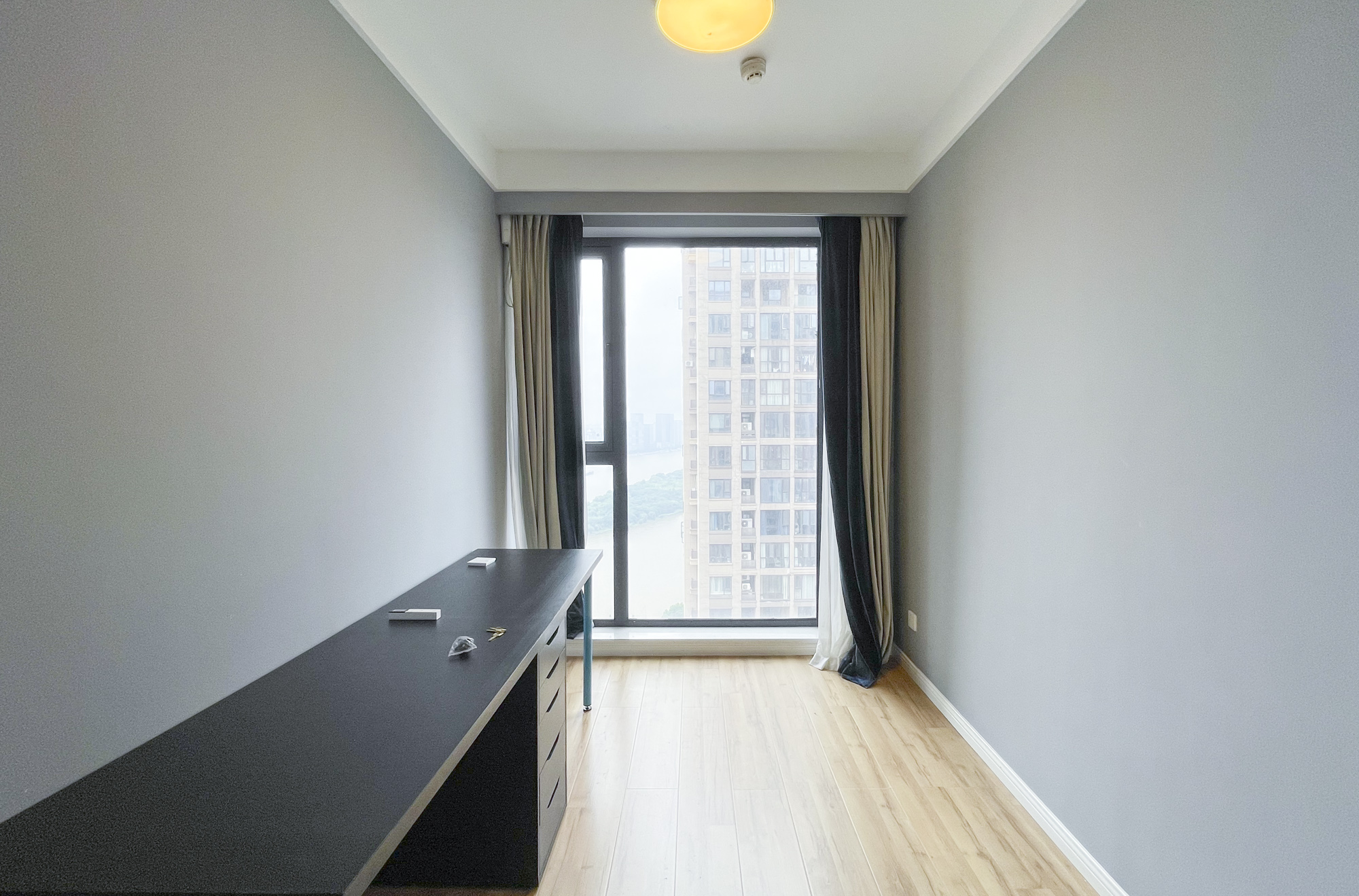 世茂外滩里(世茂铂翠湾三期) 3室2厅1卫 195.0万 世茂外滩里(世茂铂翠湾三期) 3室2厅1卫 195.0万卧室