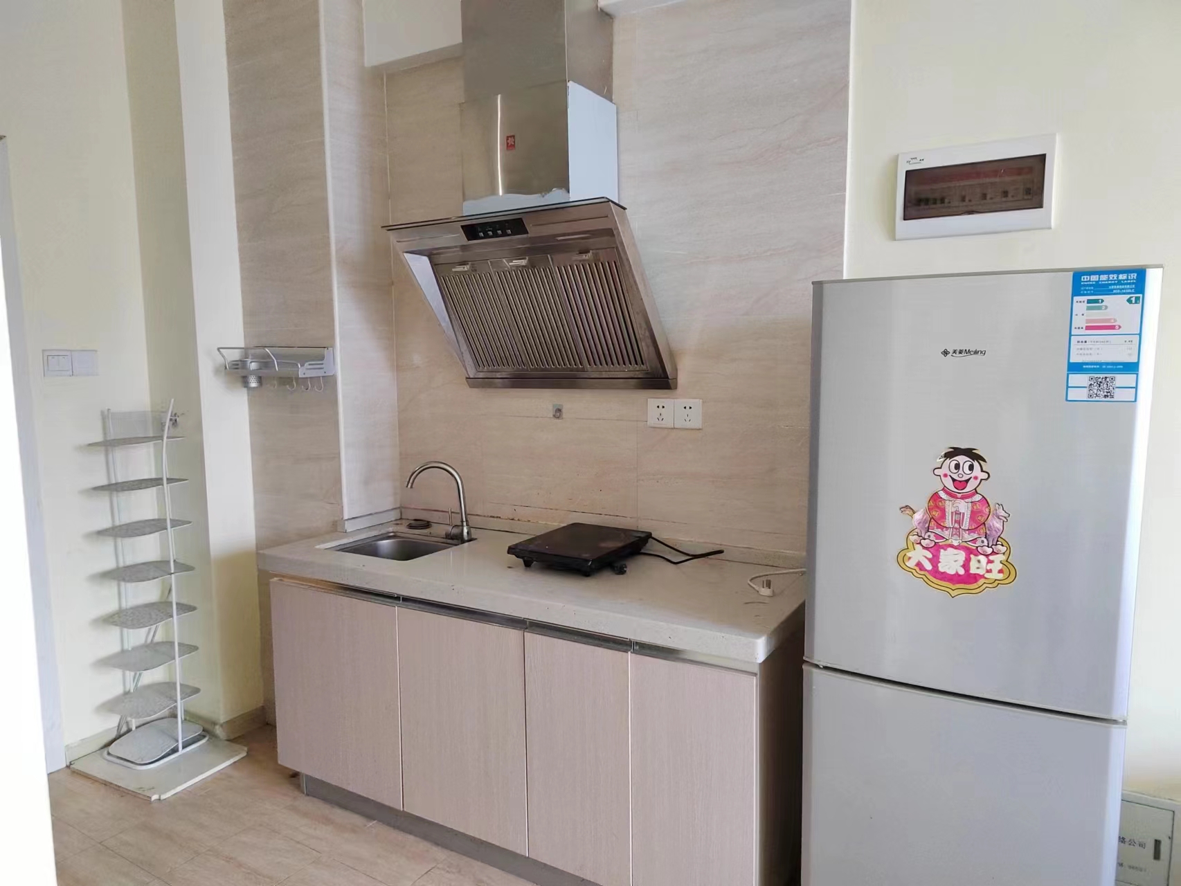 印象华都  1室1厅1卫    23.8万 印象华都  1室1厅1卫    23.8万客厅