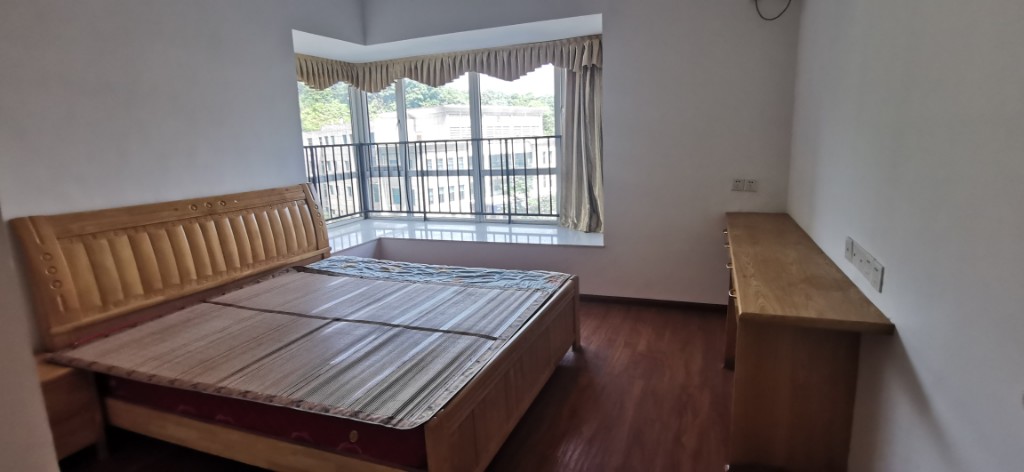 美的城二期 3室2厅1卫 85.0万 美的城二期 3室2厅1卫 85.0万客厅