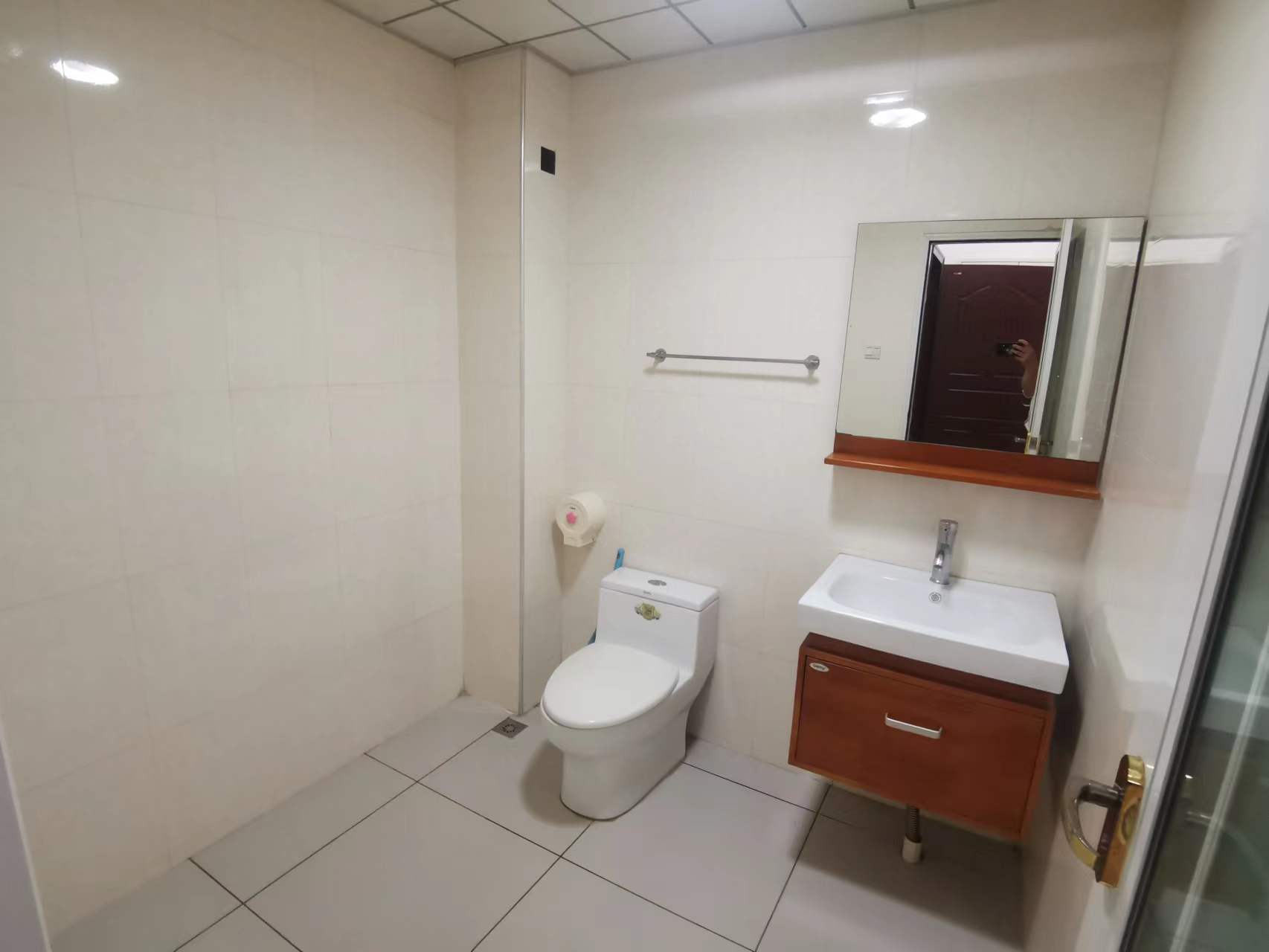 玫瑰名城丁香苑 3室2厅2卫 40.0万 玫瑰名城丁香苑 3室2厅2卫 40.0万客厅