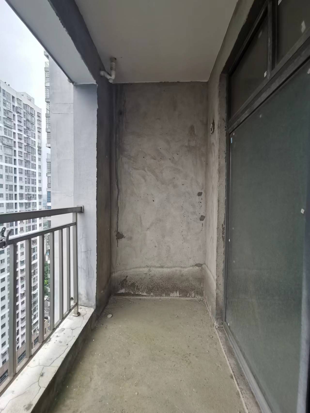 圣华名城建设北路110号 3室2厅1卫 36.0万 圣华名城建设北路110号 3室2厅1卫 36.0万客厅