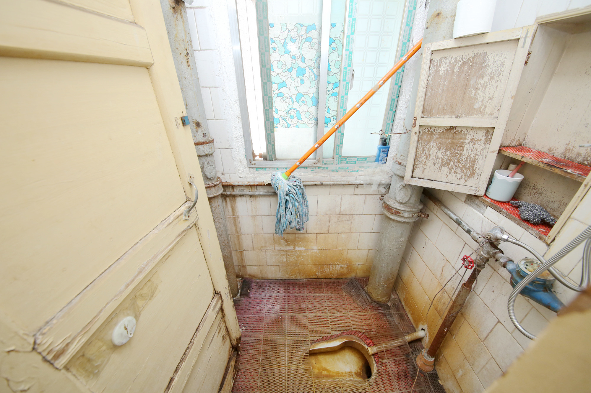 开福区长沙银行宿舍  1室1厅1卫   36.60万卫生间