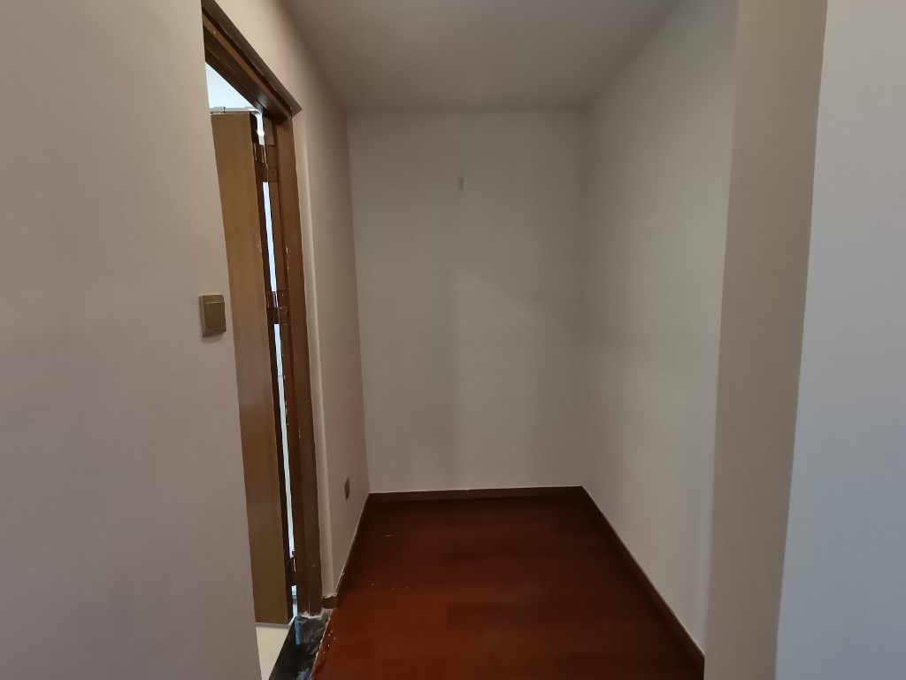 翡翠公园(北大资源) 4室2厅2卫 112.0万 翡翠公园(北大资源) 4室2厅2卫 112.0万客厅