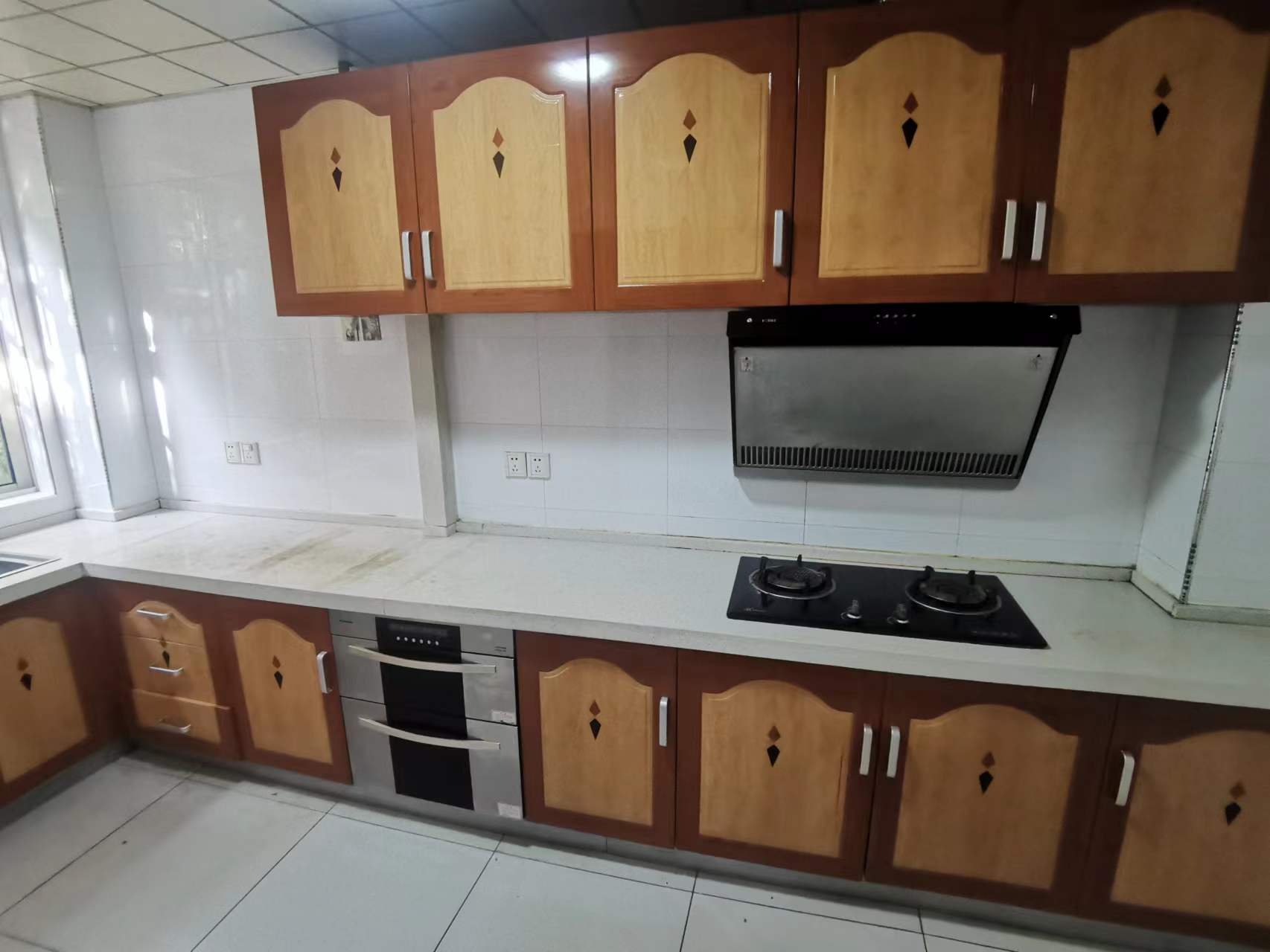 玫瑰名城丁香苑 3室2厅2卫 40.0万 玫瑰名城丁香苑 3室2厅2卫 40.0万客厅