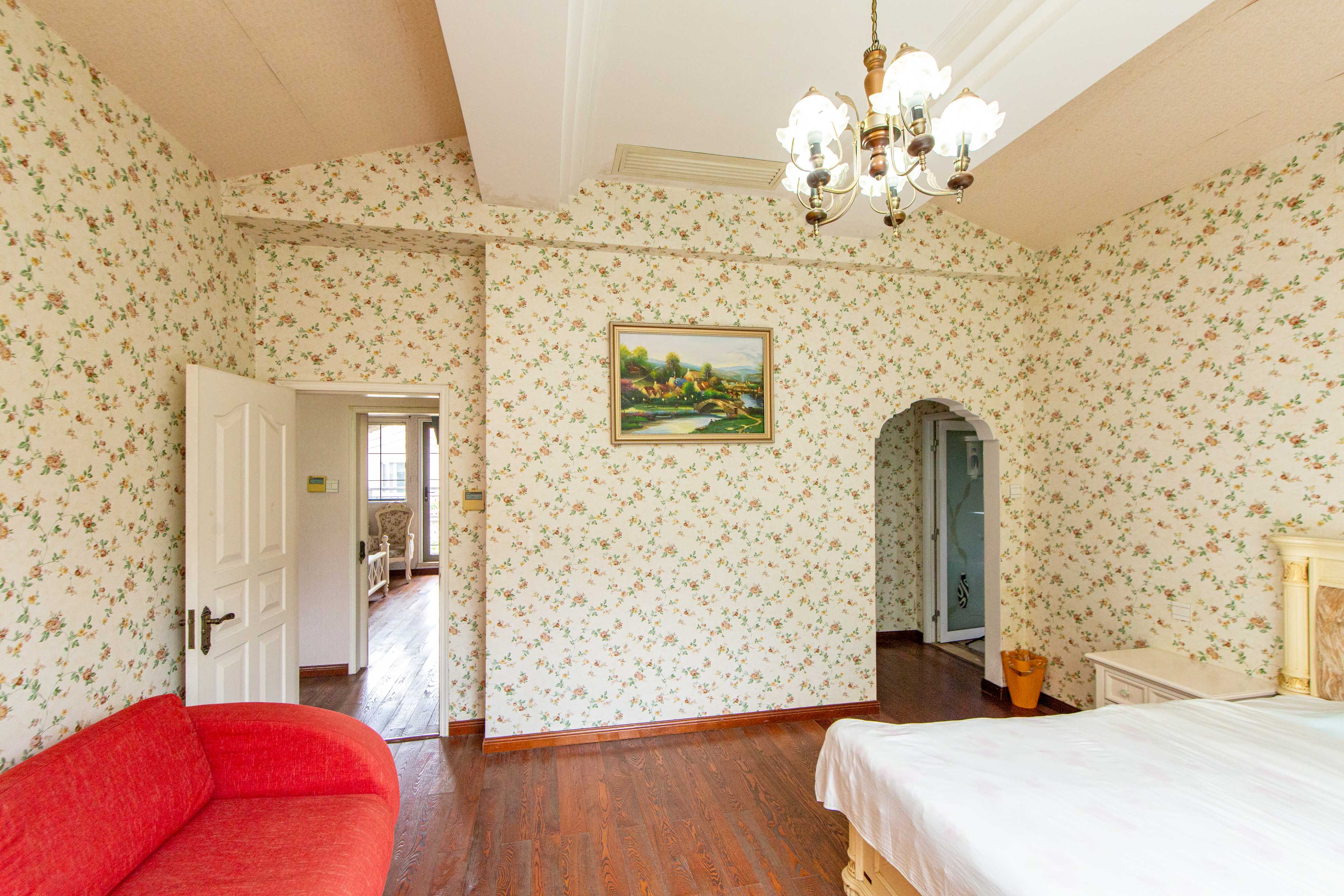 托斯卡纳洋房高层 4室2厅2卫 260.0万 托斯卡纳洋房高层 4室2厅2卫 260.0万卧室