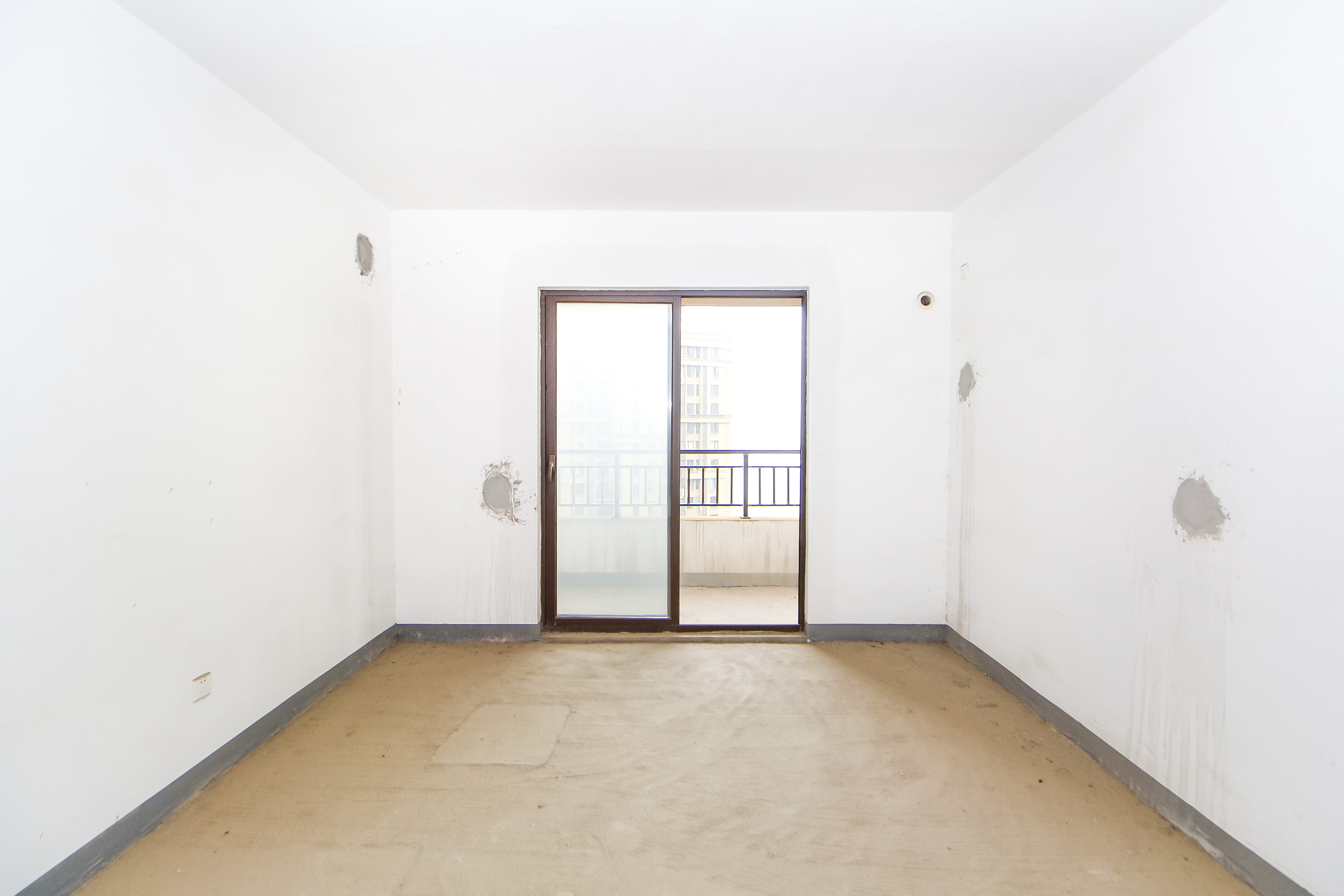 华润橡树湾  3室2厅2卫    112.0万其他